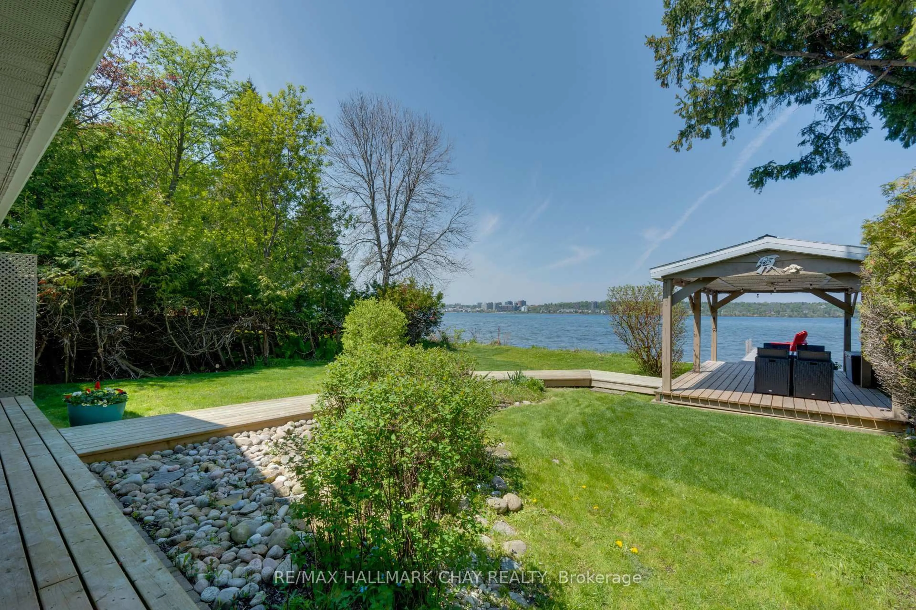Patio, water/lake/river/ocean view for 210 Kempview Lane, Barrie Ontario L4N 3W9