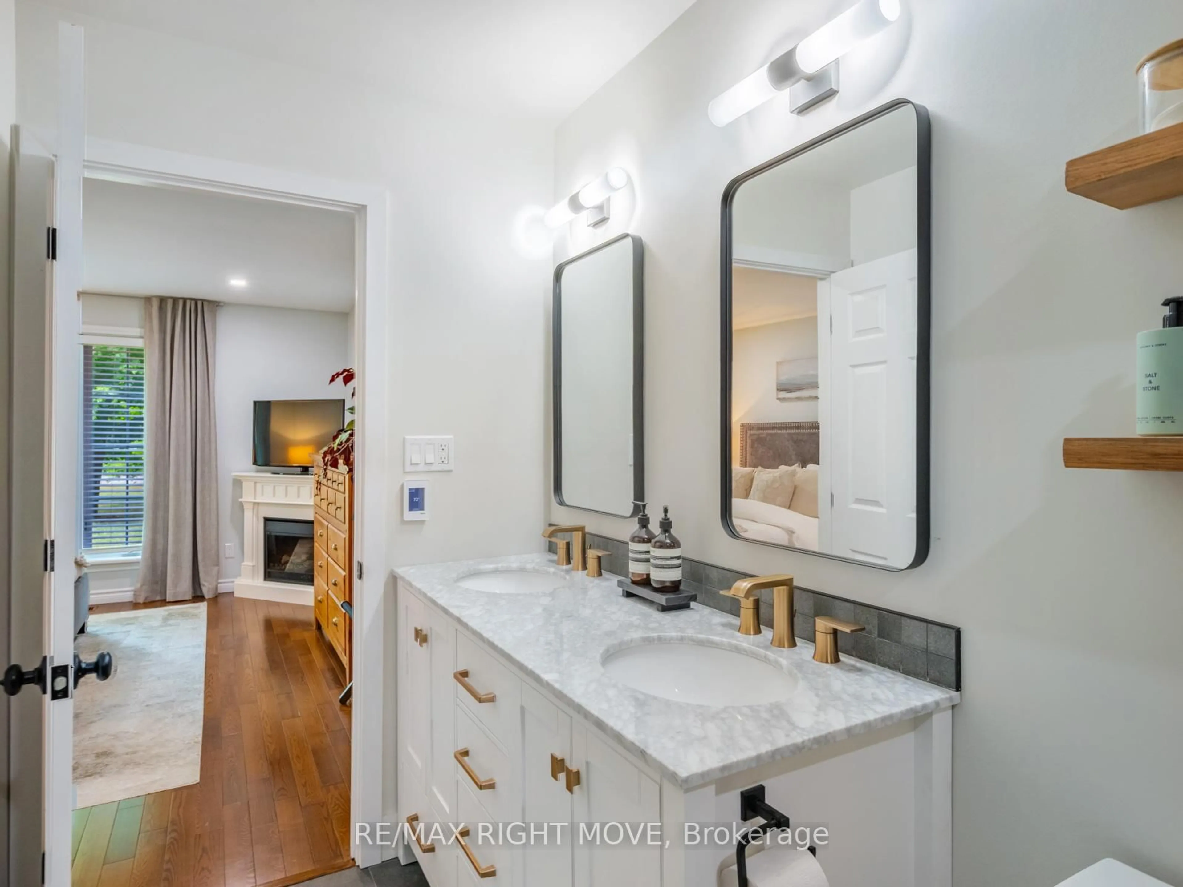Contemporary bathroom, ceramic/tile floor for 1897 Marchmont Rd, Severn Ontario L3V 6H2