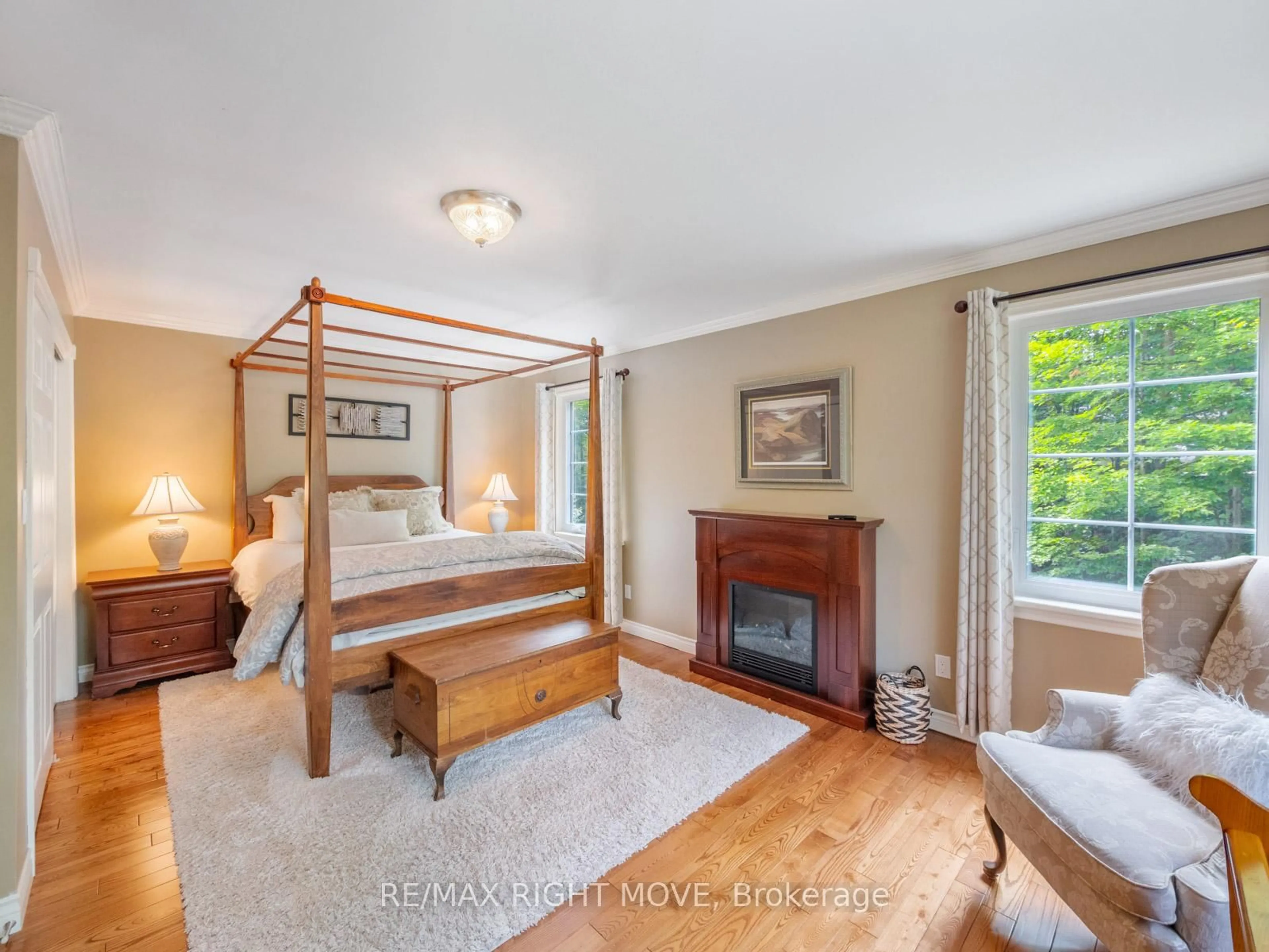 Bedroom with bed, unknown for 1897 Marchmont Rd, Severn Ontario L3V 6H2