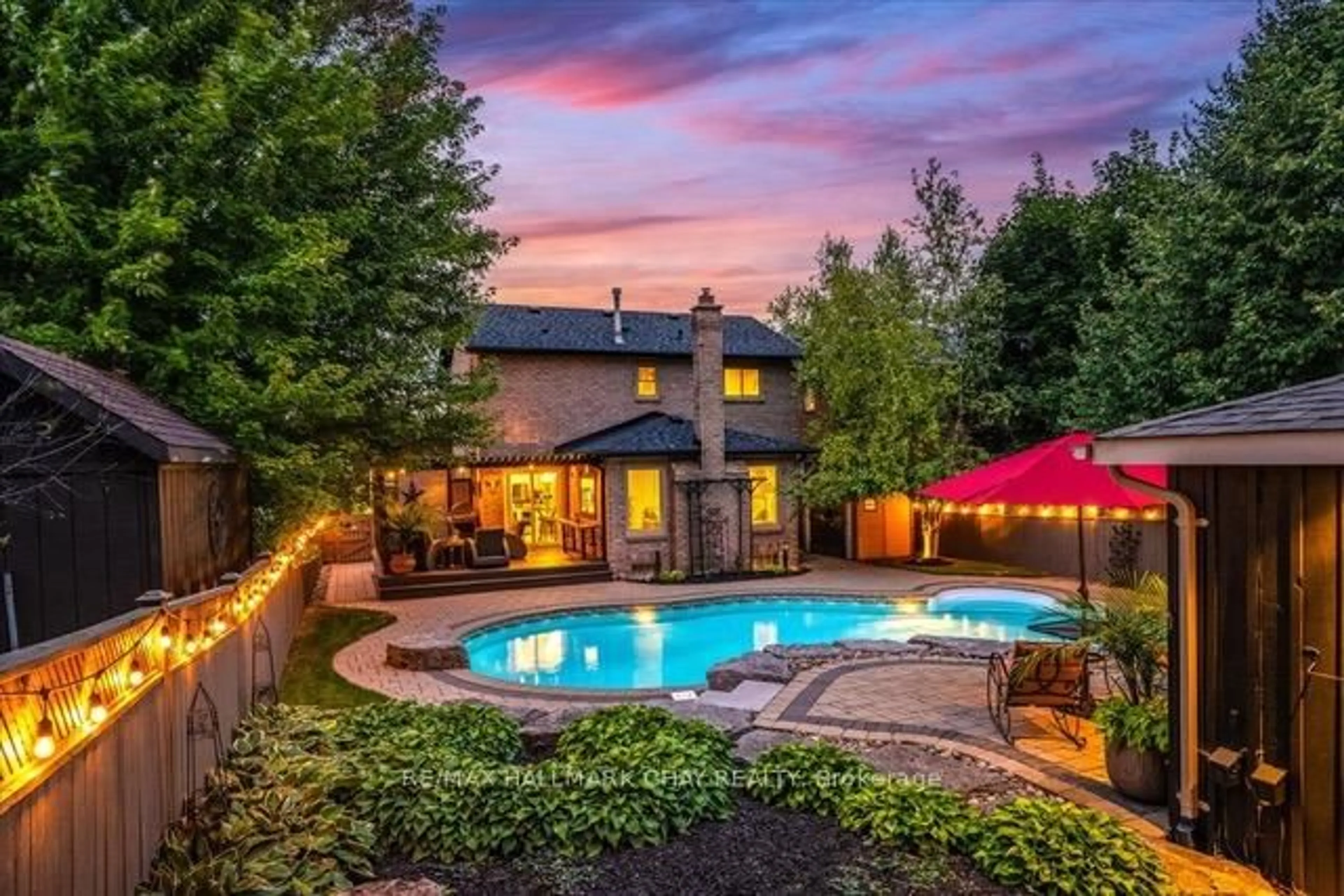Pool for 15 Cityview Circ, Barrie Ontario L4N 7V2