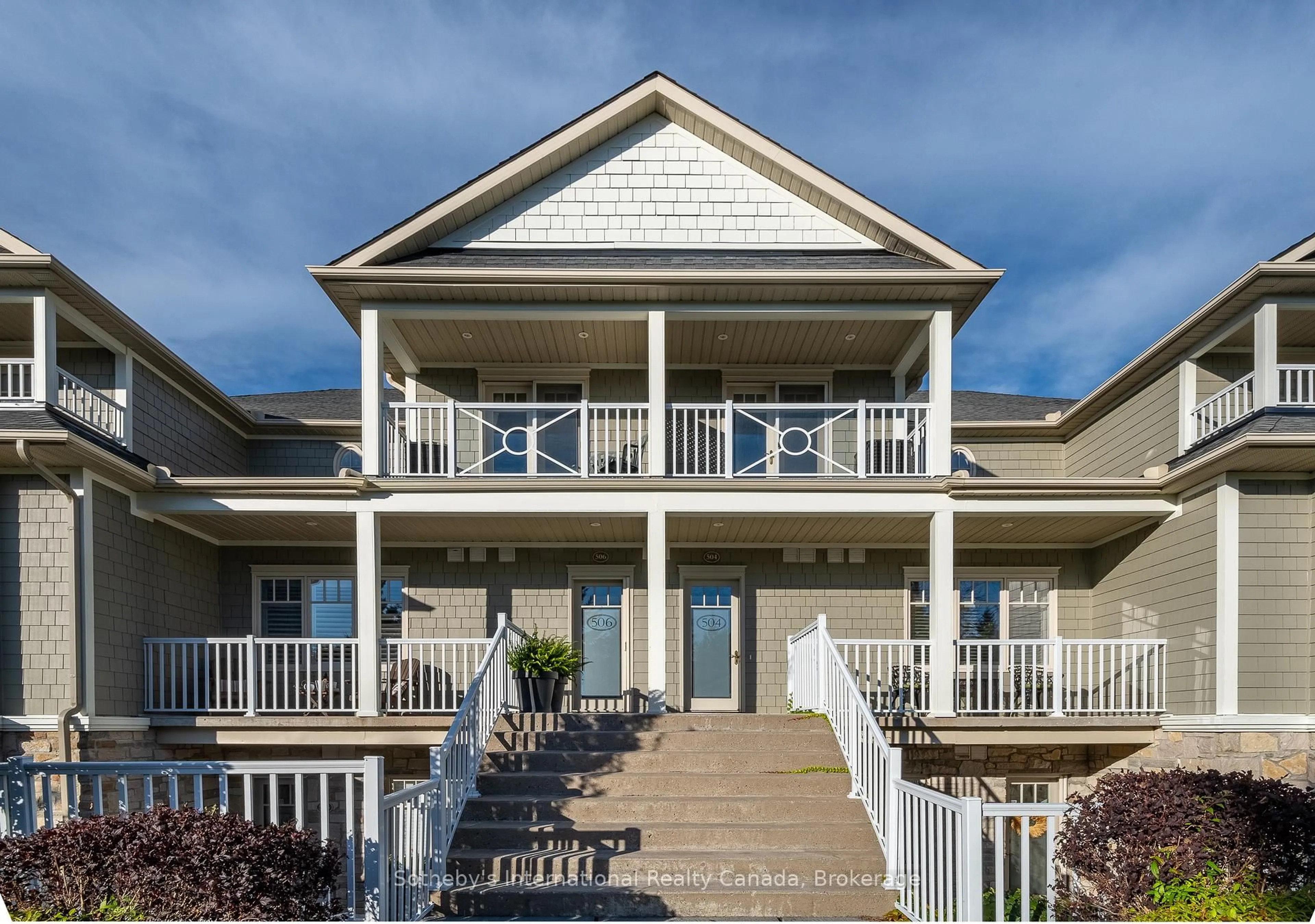 Home with vinyl exterior material, unknown for 40 TROTT Blvd #504, Collingwood Ontario L9Y 5K5