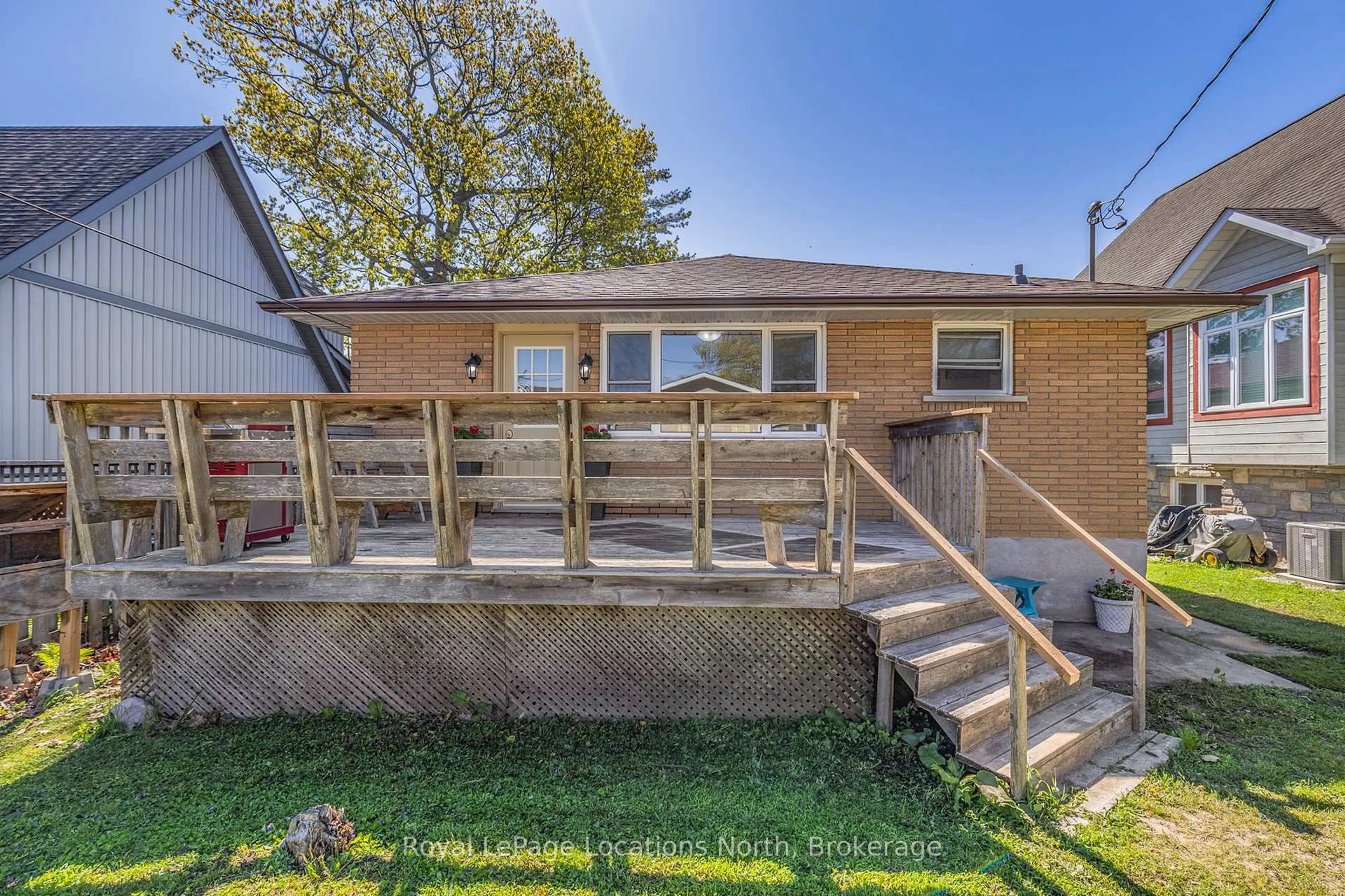 Unknown for 971 Mosley St, Wasaga Beach Ontario L9Z 2G9