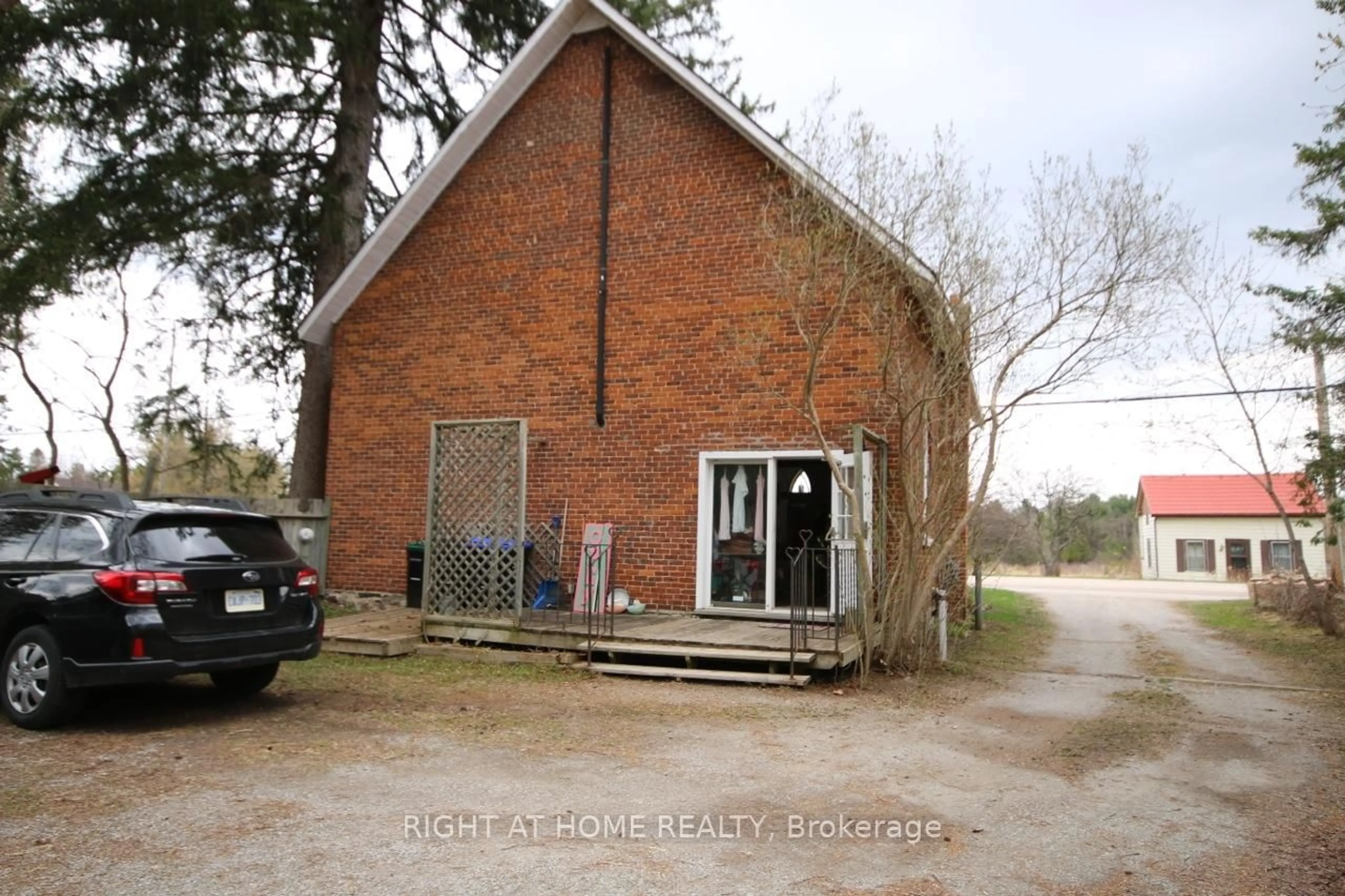 Unknown for 8144 Highway 93 Highway, Tiny Ontario L0K 2E0