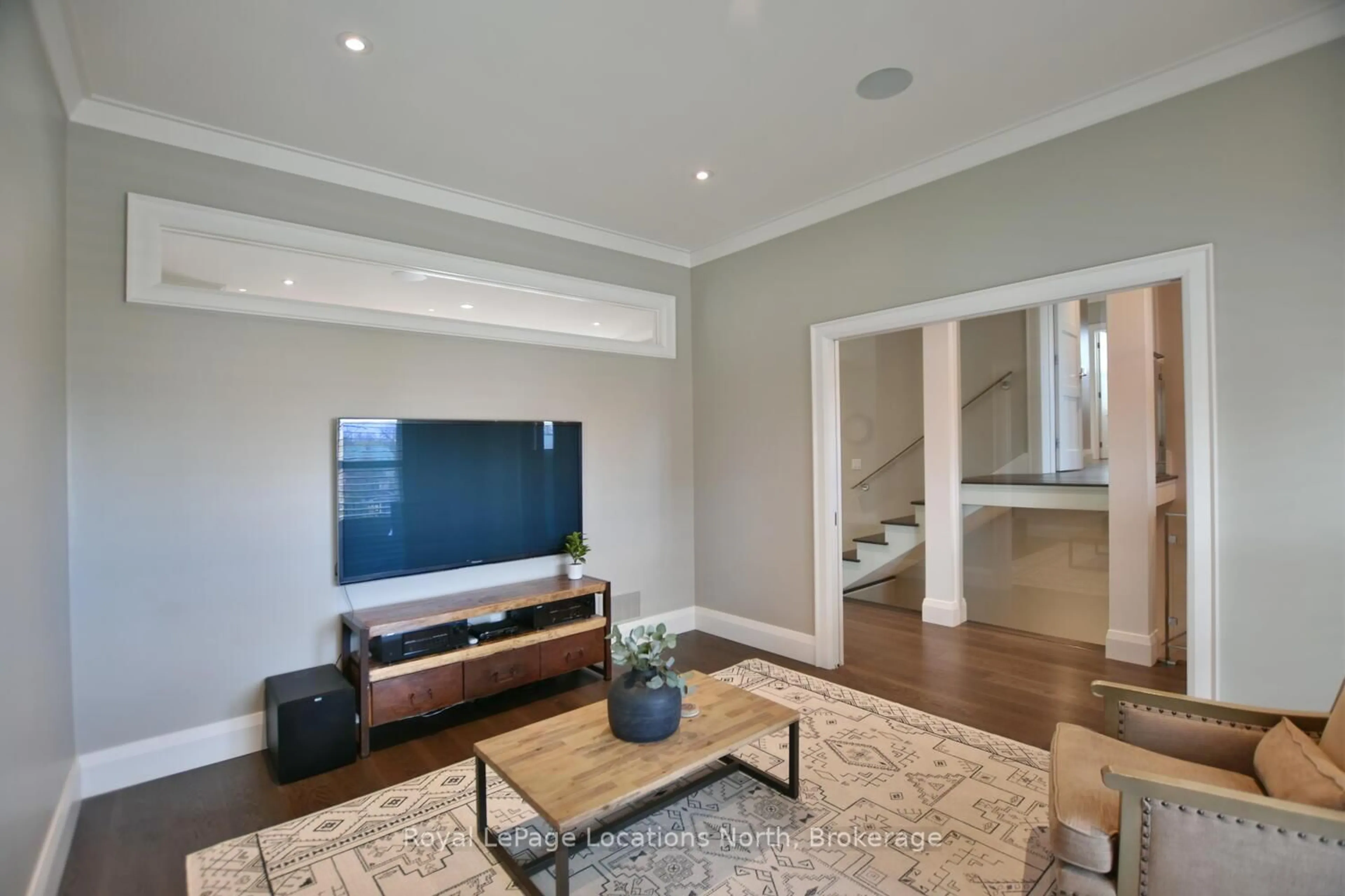 Home theater for 40 WEST St, Collingwood Ontario L9Y 3T1