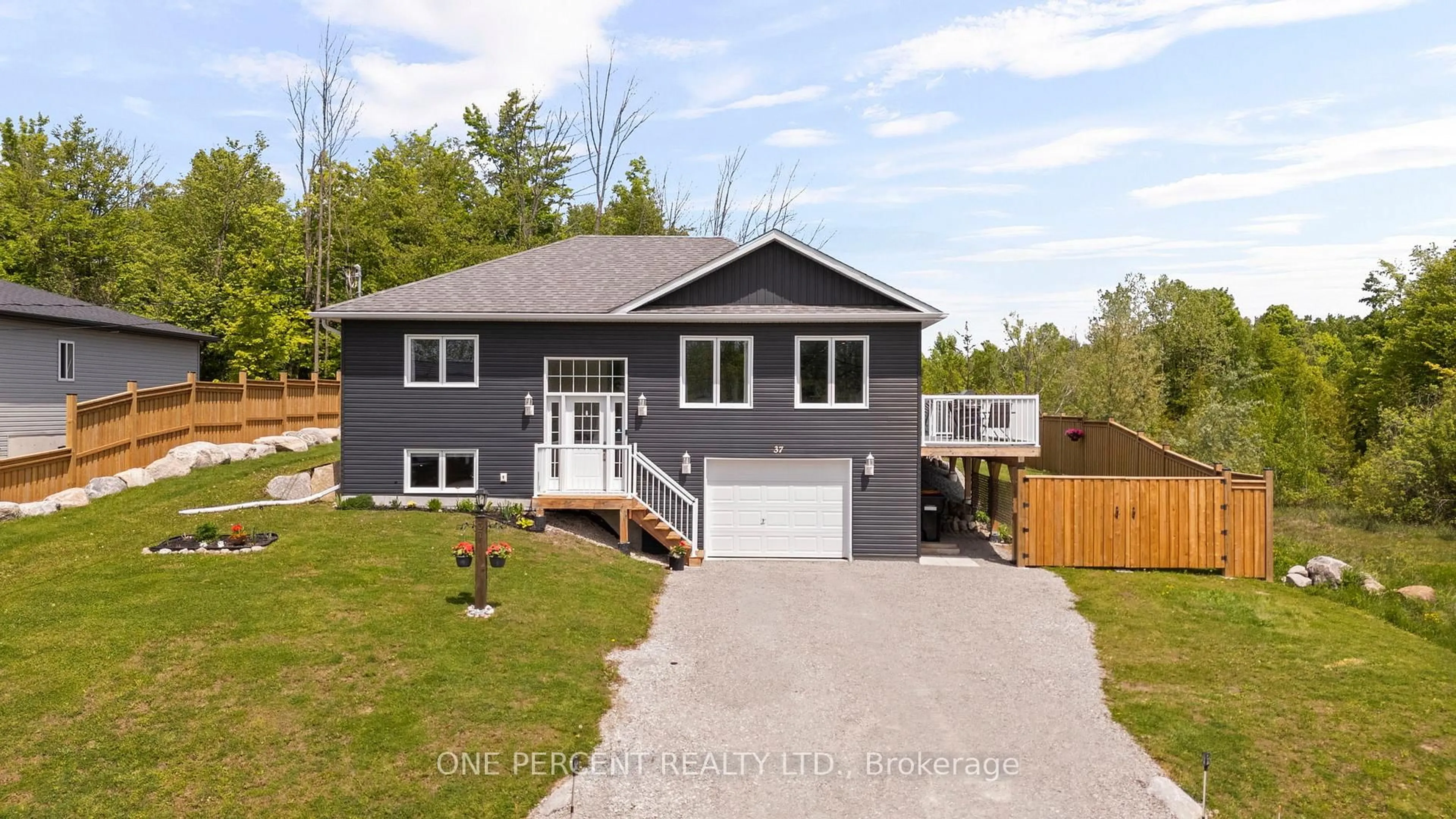Unknown for 37 Easton Ave, Tay Ontario L0K 1R0
