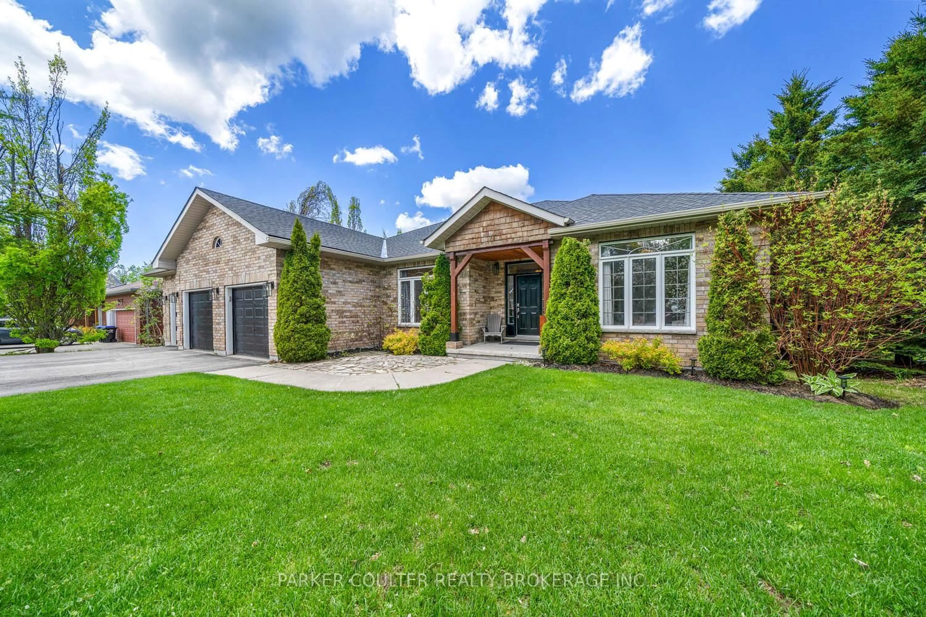 Home with brick exterior material, street for 102 Highland Dr, Oro-Medonte Ontario L0L 2L0