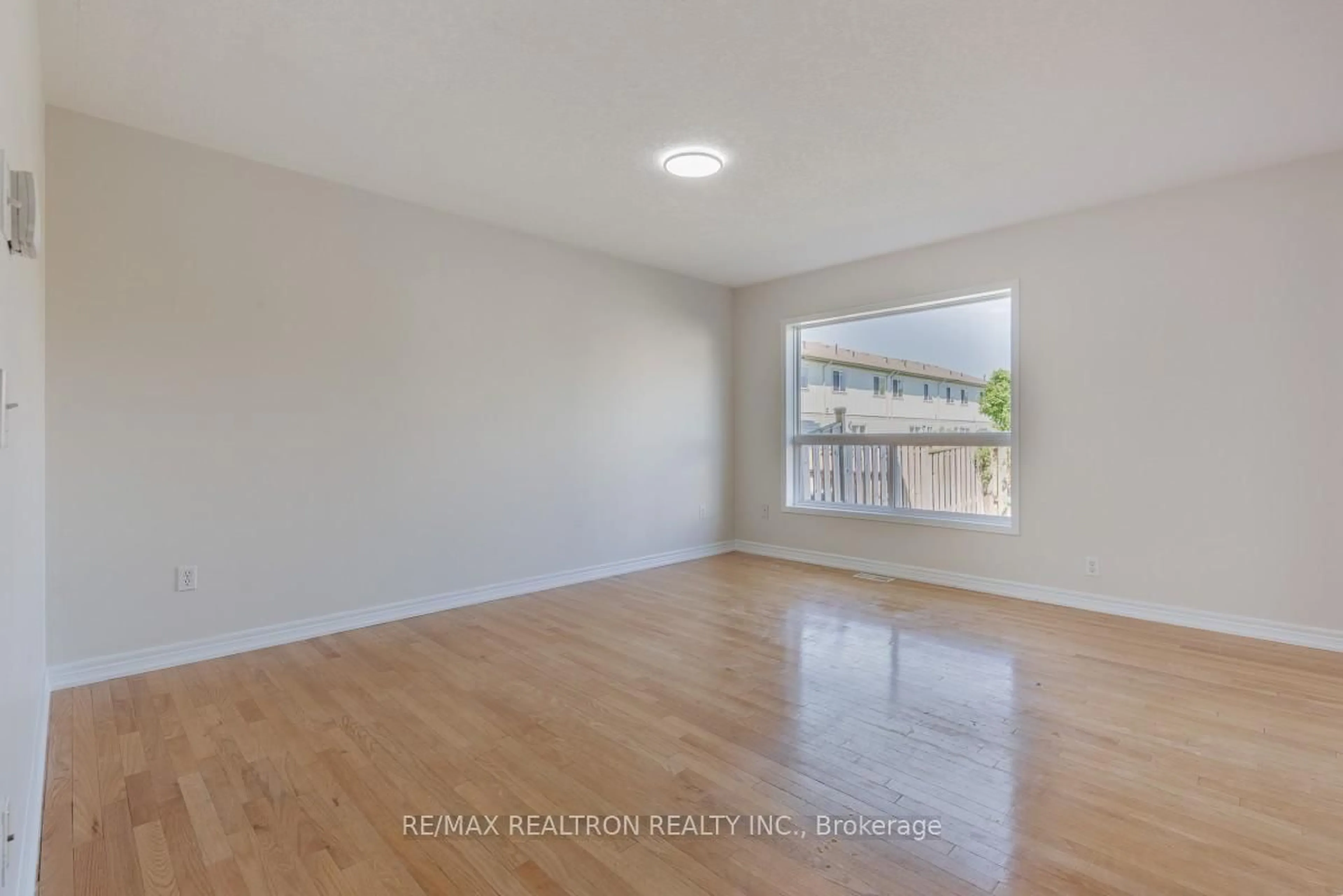 A pic of a room for 800 West Ridge Blvd #10, Orillia Ontario L3V 0A1