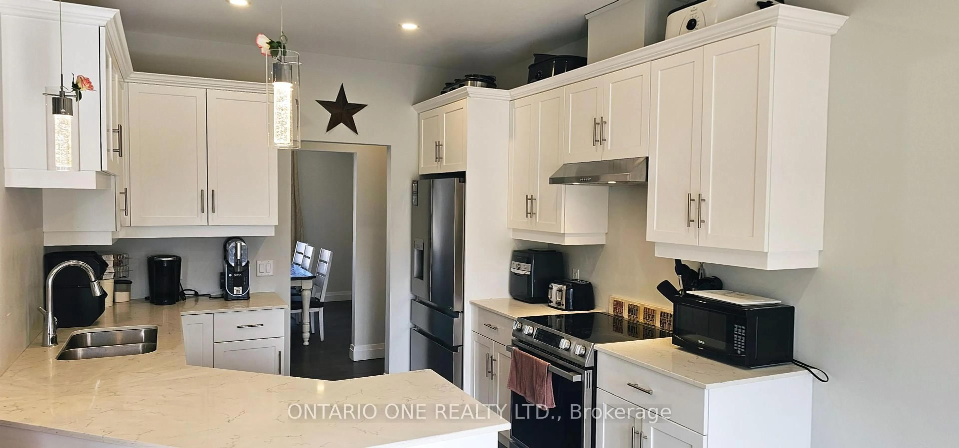 Open concept kitchen, unknown for 30 Bellehumeur Rd, Tiny Ontario L9M 0J1
