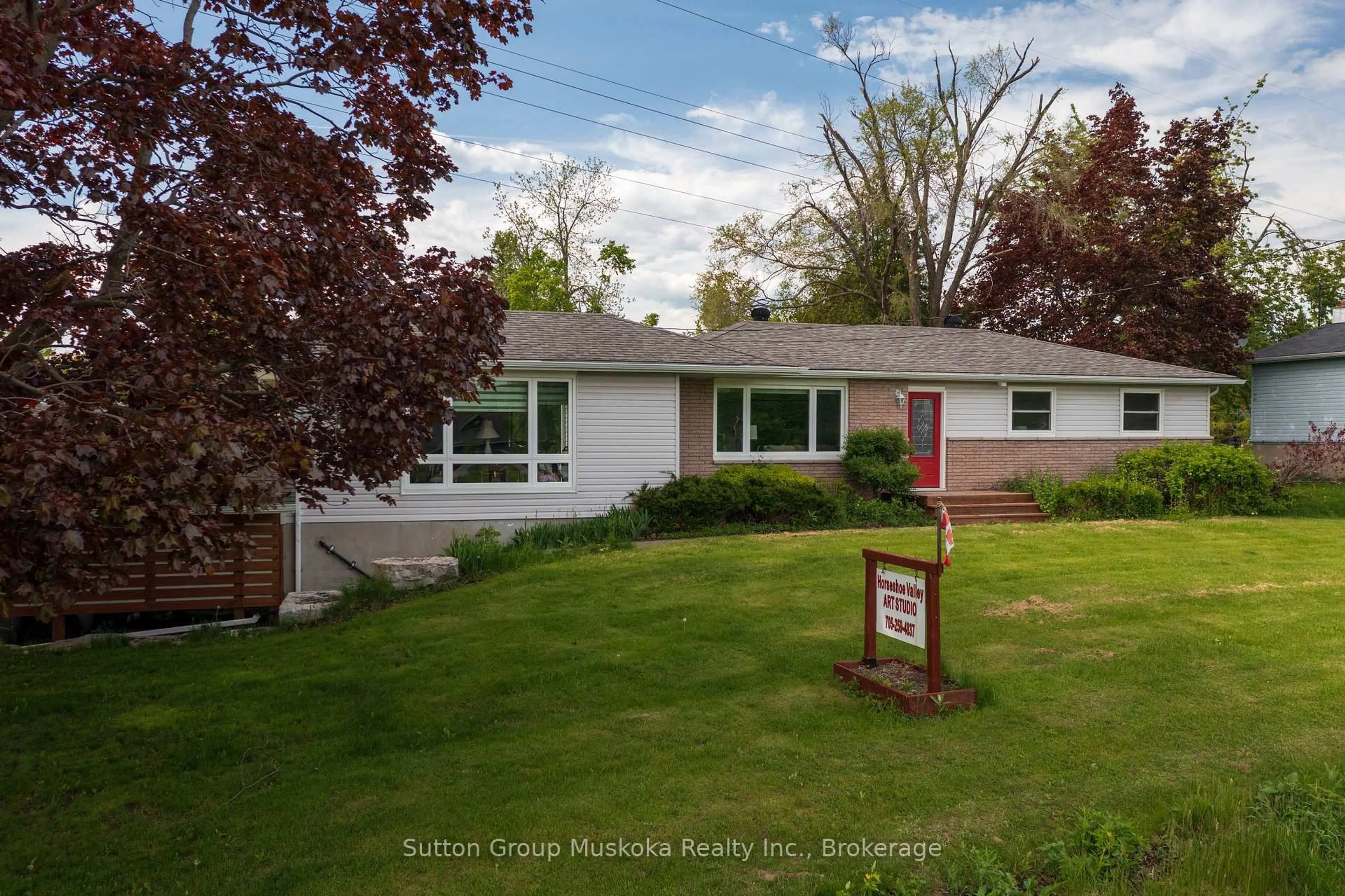 Home with vinyl exterior material, street for 3 Edith Dr, Oro-Medonte Ontario L3V 0R3