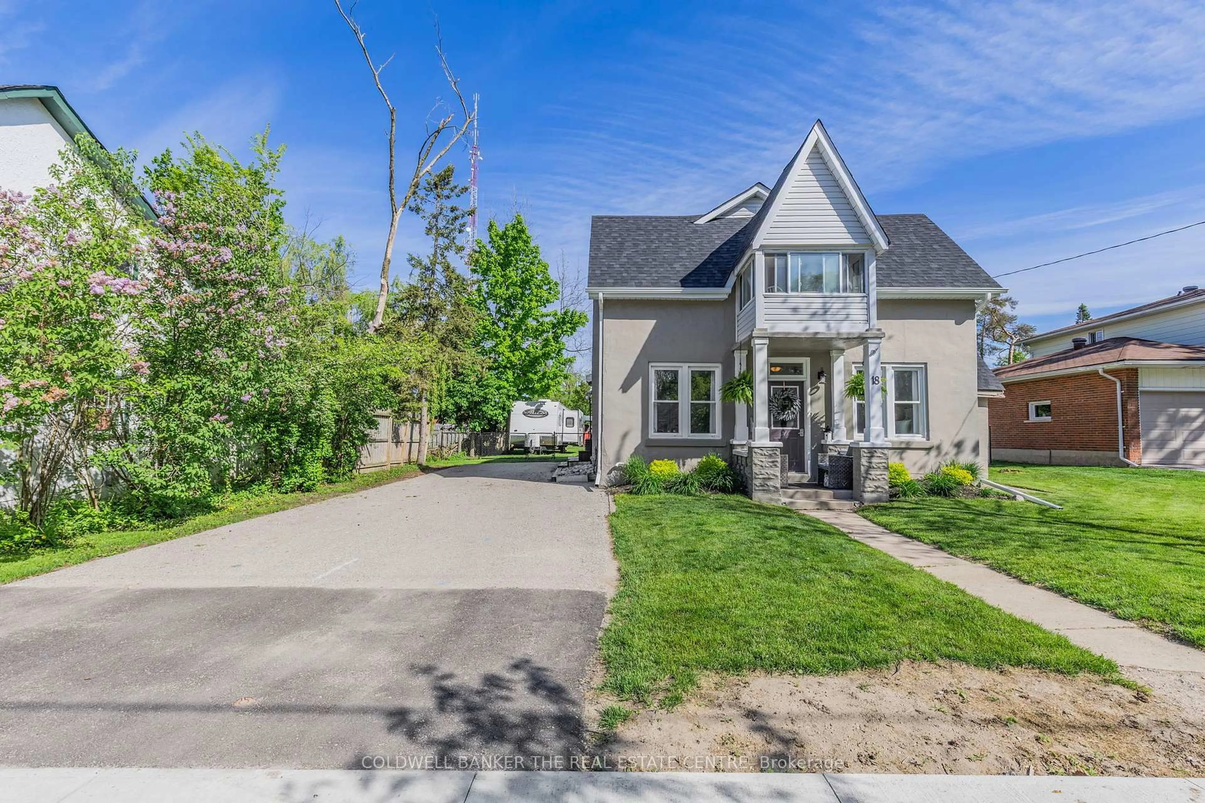 Unknown for 18 Eugenia St, Barrie Ontario L4M 1P5