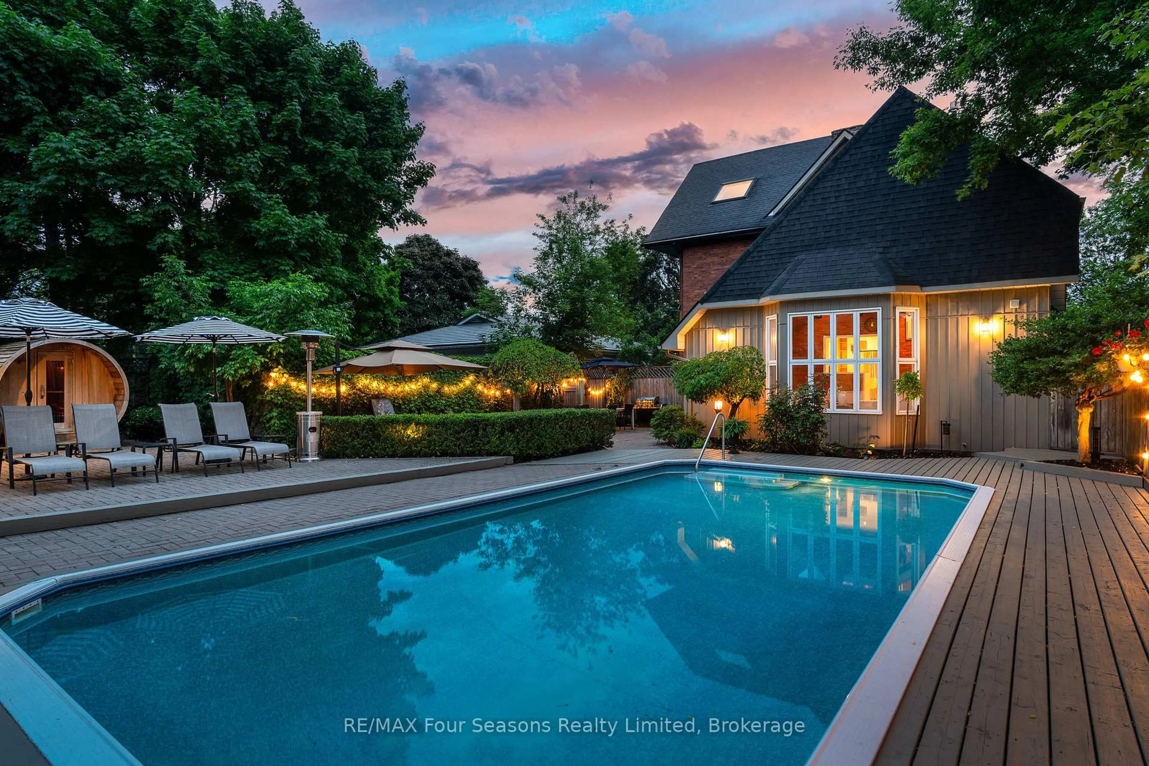 Pool for 133 Minnesota St, Collingwood Ontario L9Y 3S3