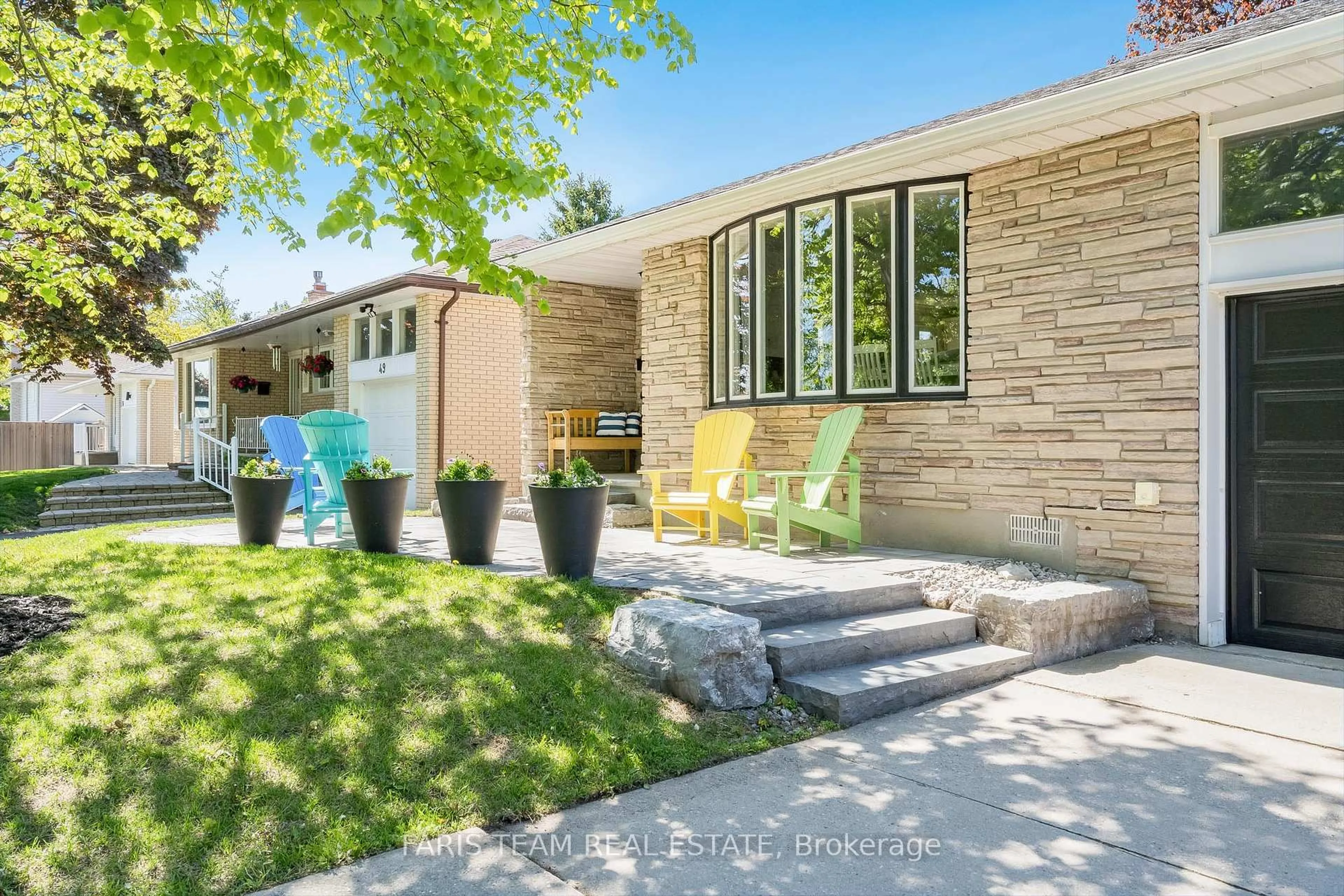 Home with brick exterior material, street for 47 Springhome Rd, Barrie Ontario L4N 2W6