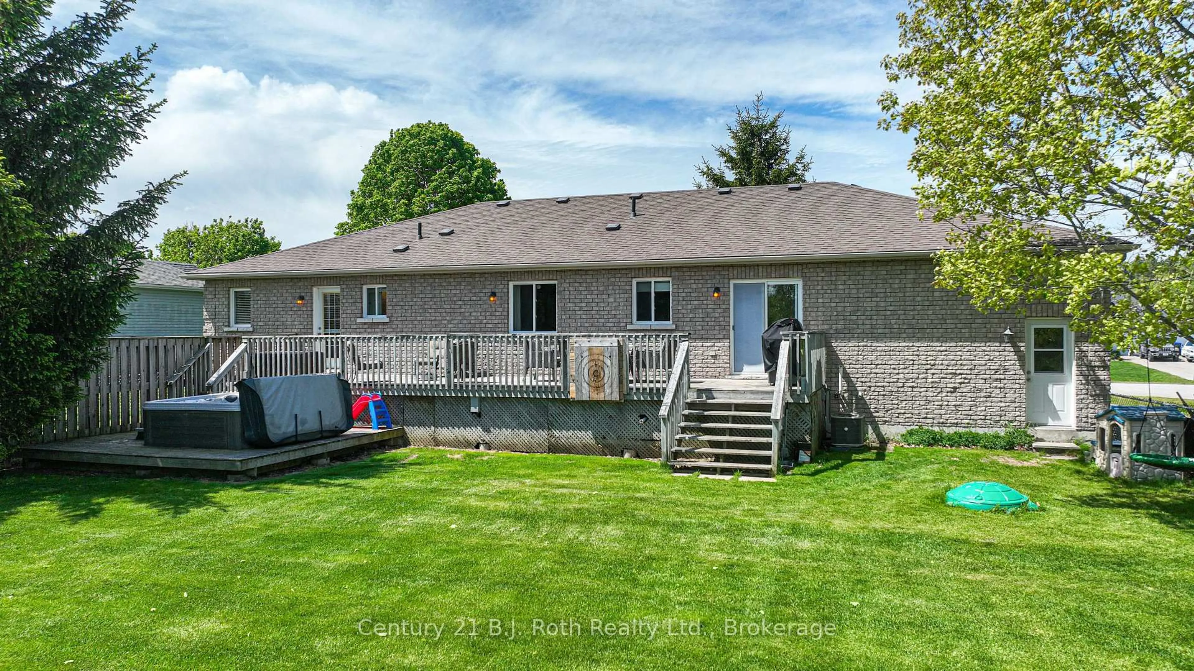 Unknown for 28 Marl Creek Dr, Springwater Ontario L0L 2K0