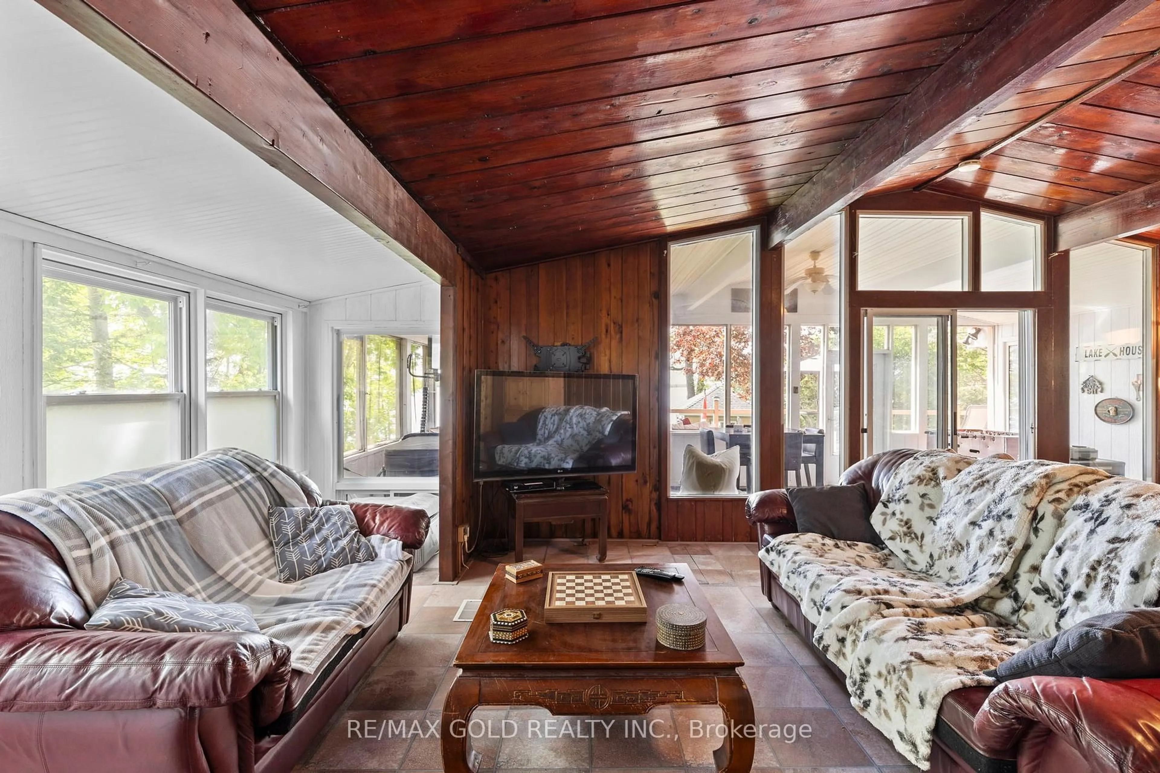 Living room with furniture, unknown for 1305 Carol Ann Ave, Ramara Ontario L0K 1B0