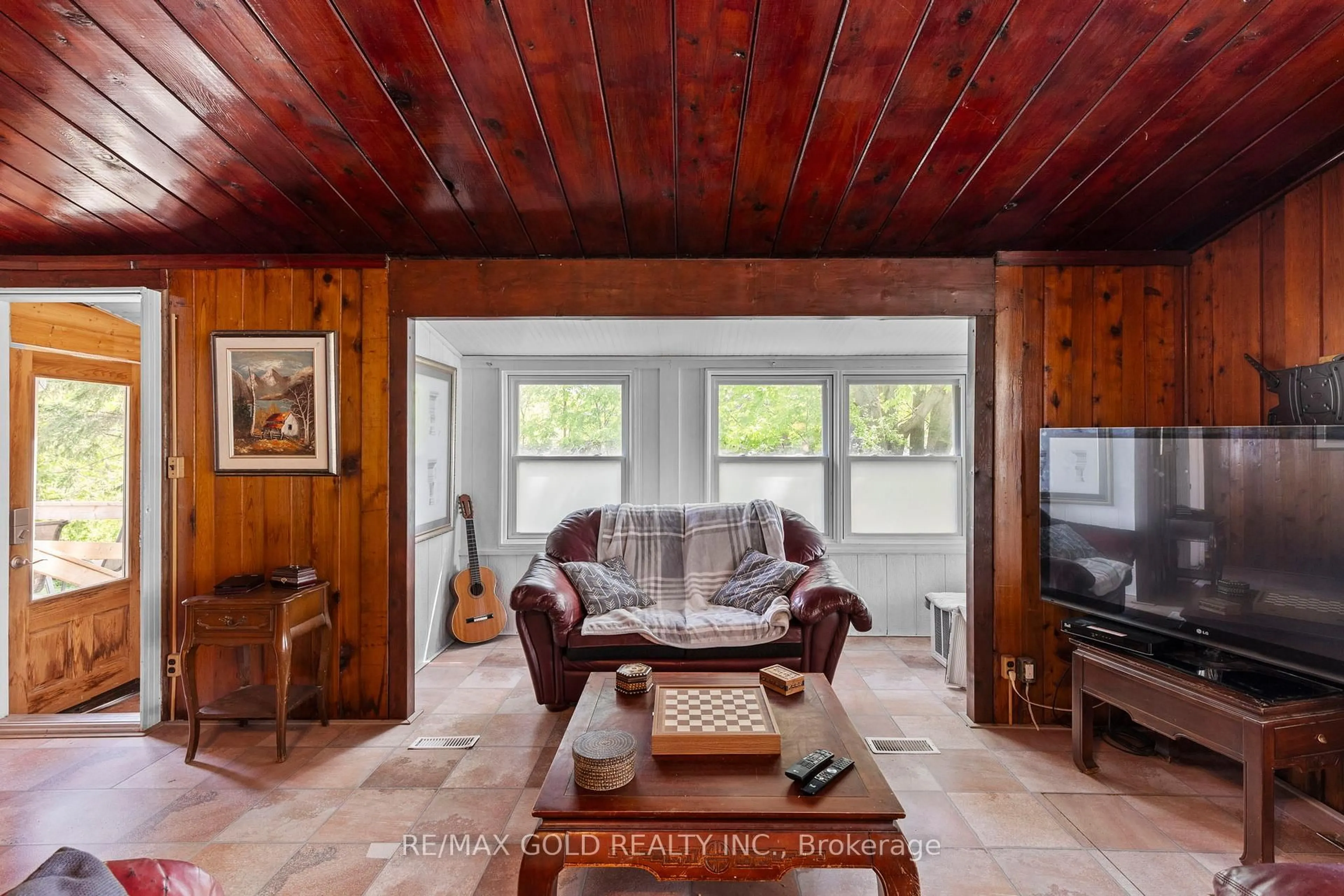 Living room with furniture, unknown for 1305 Carol Ann Ave, Ramara Ontario L0K 1B0