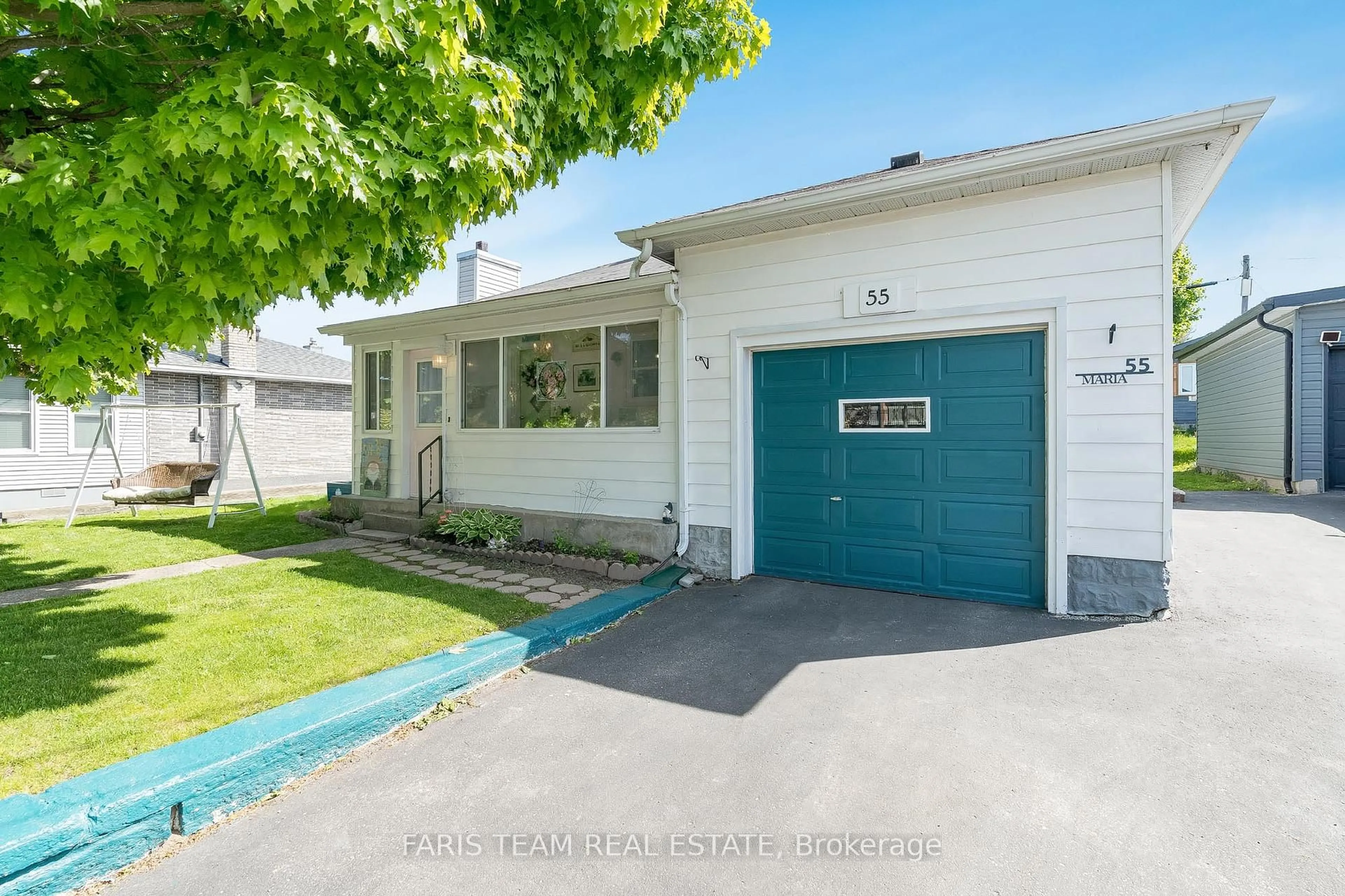 Home with vinyl exterior material, street for 55 Maria St, Penetanguishene Ontario L9M 1L3