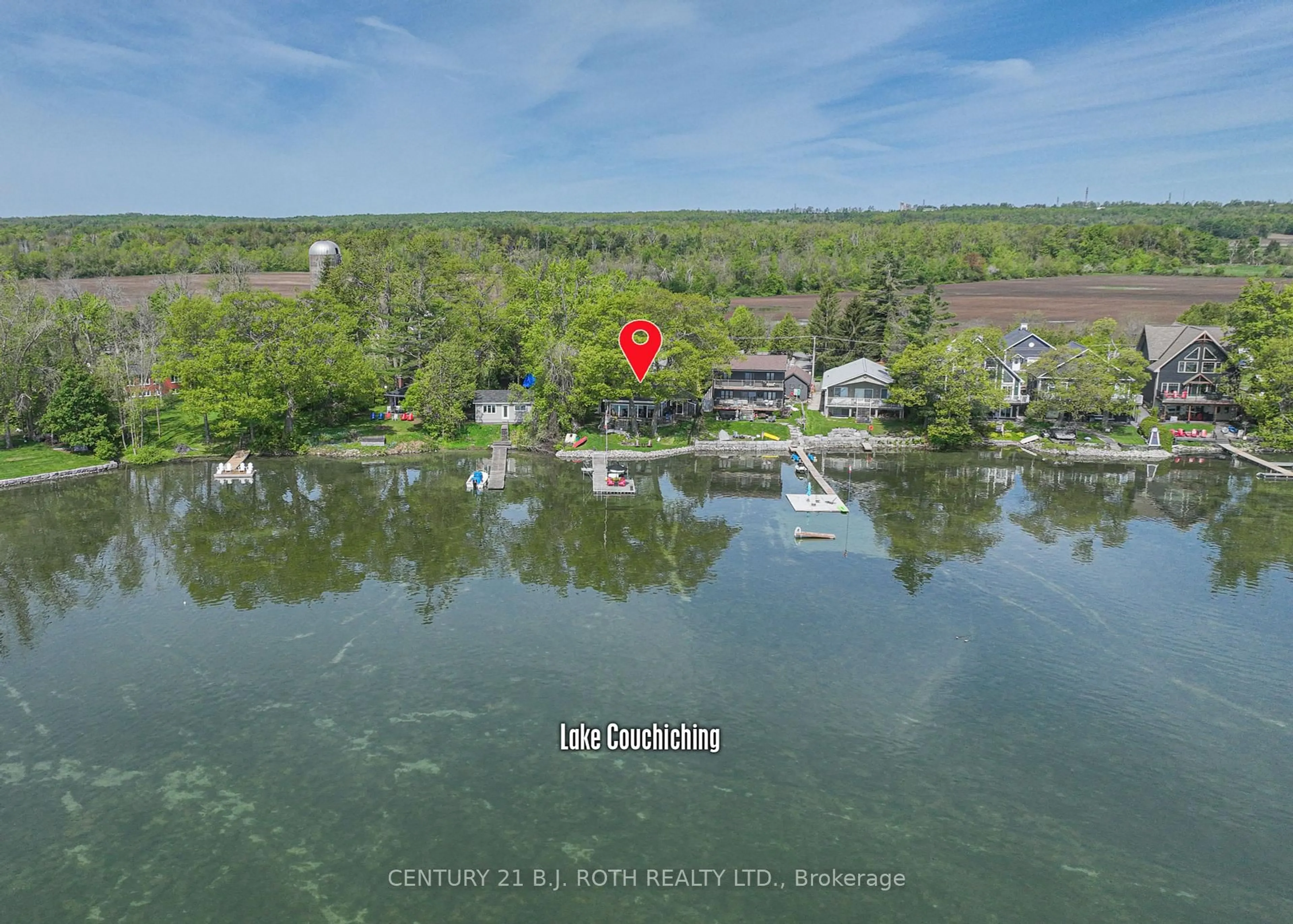A pic from outside/outdoor area/front of a property/back of a property/a pic from drone, water/lake/river/ocean view for 3939 Menoke Beach Rd, Severn Ontario L3V 0T9