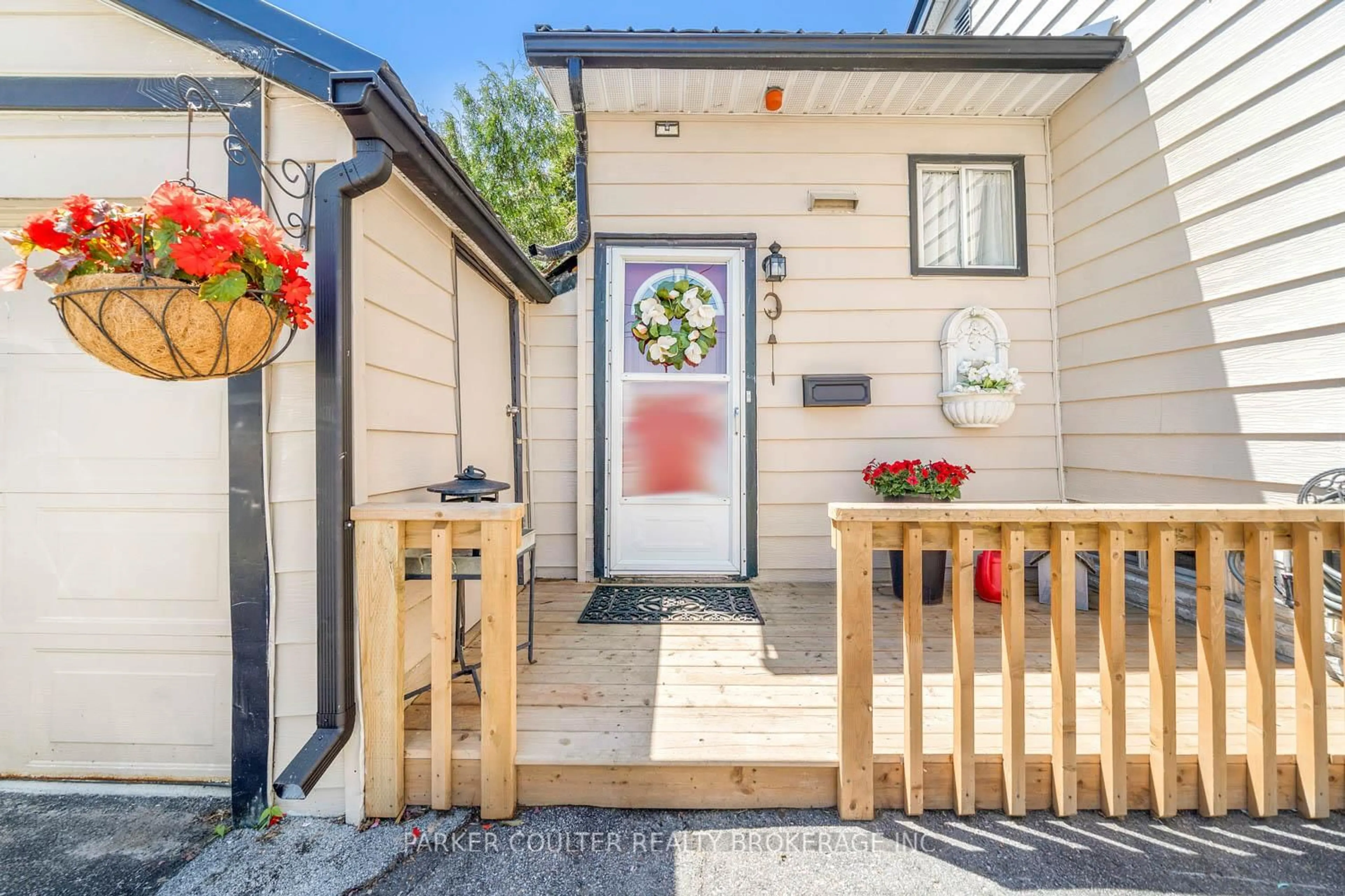 Unknown for 83 Andrew St, Orillia Ontario L3V 5J3