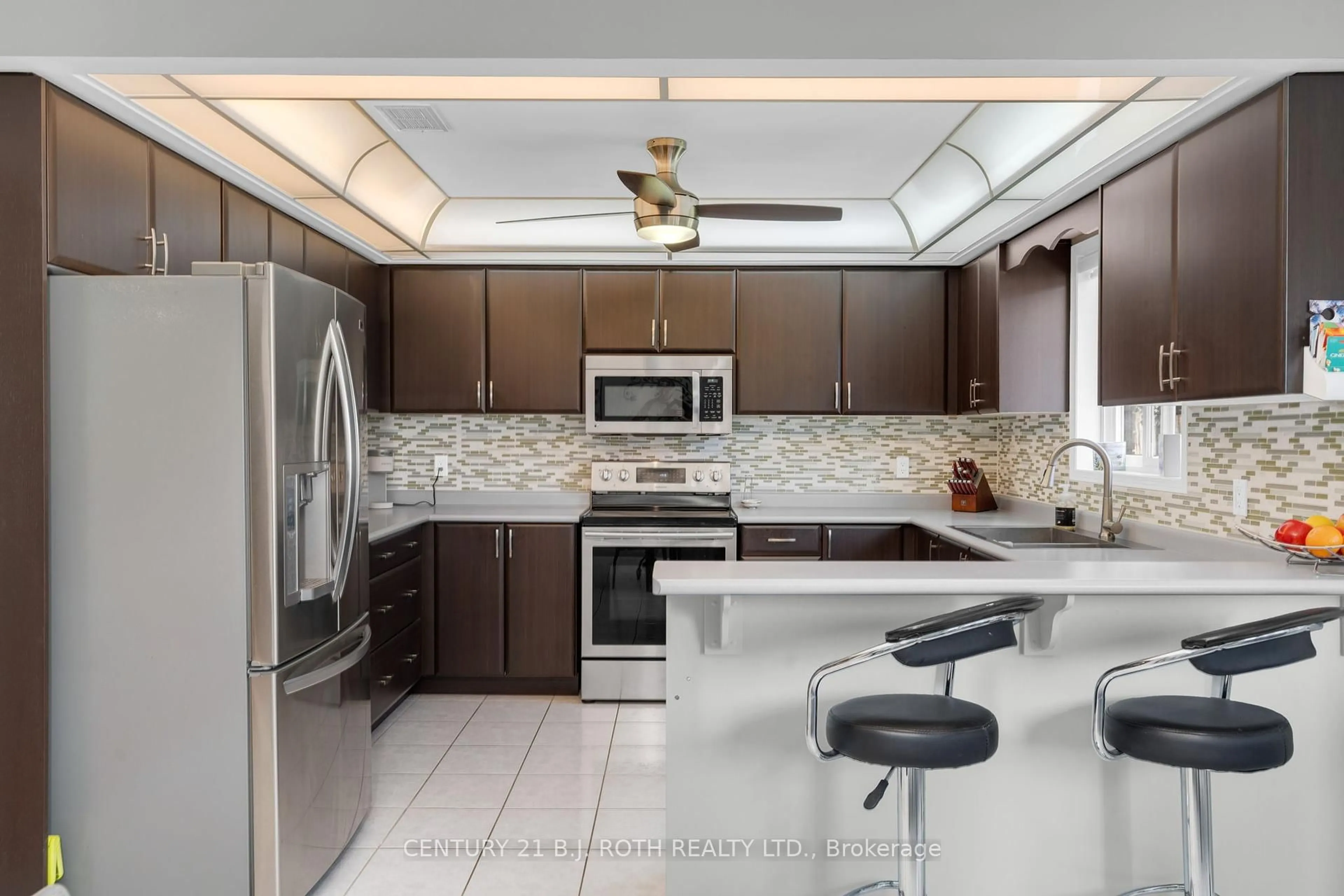 Contemporary kitchen, ceramic/tile floor for 36 Benson Dr, Barrie Ontario L4N 7Y1