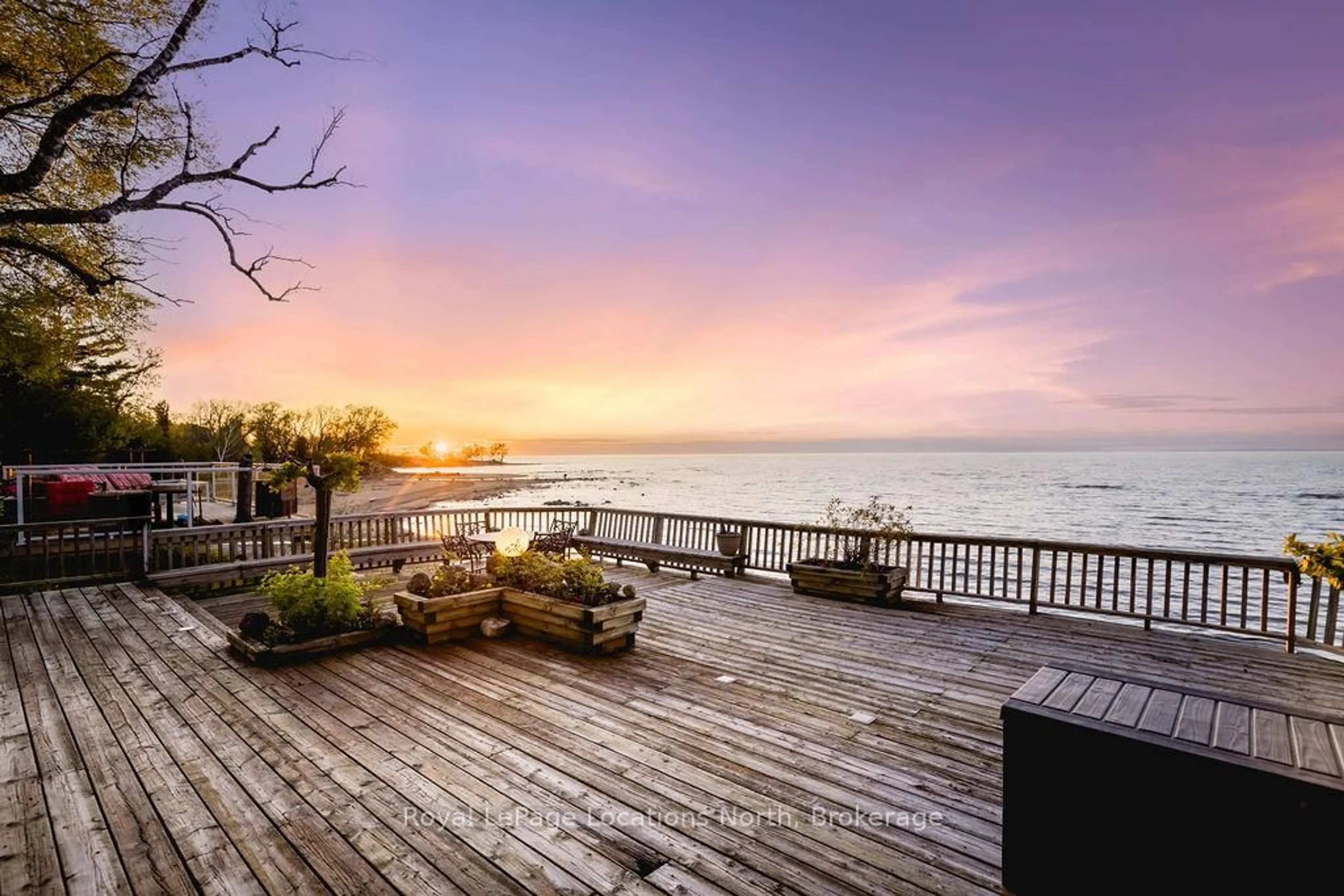 Patio, water/lake/river/ocean view for 1946 Shore Lane, Wasaga Beach Ontario L9Z 1T7