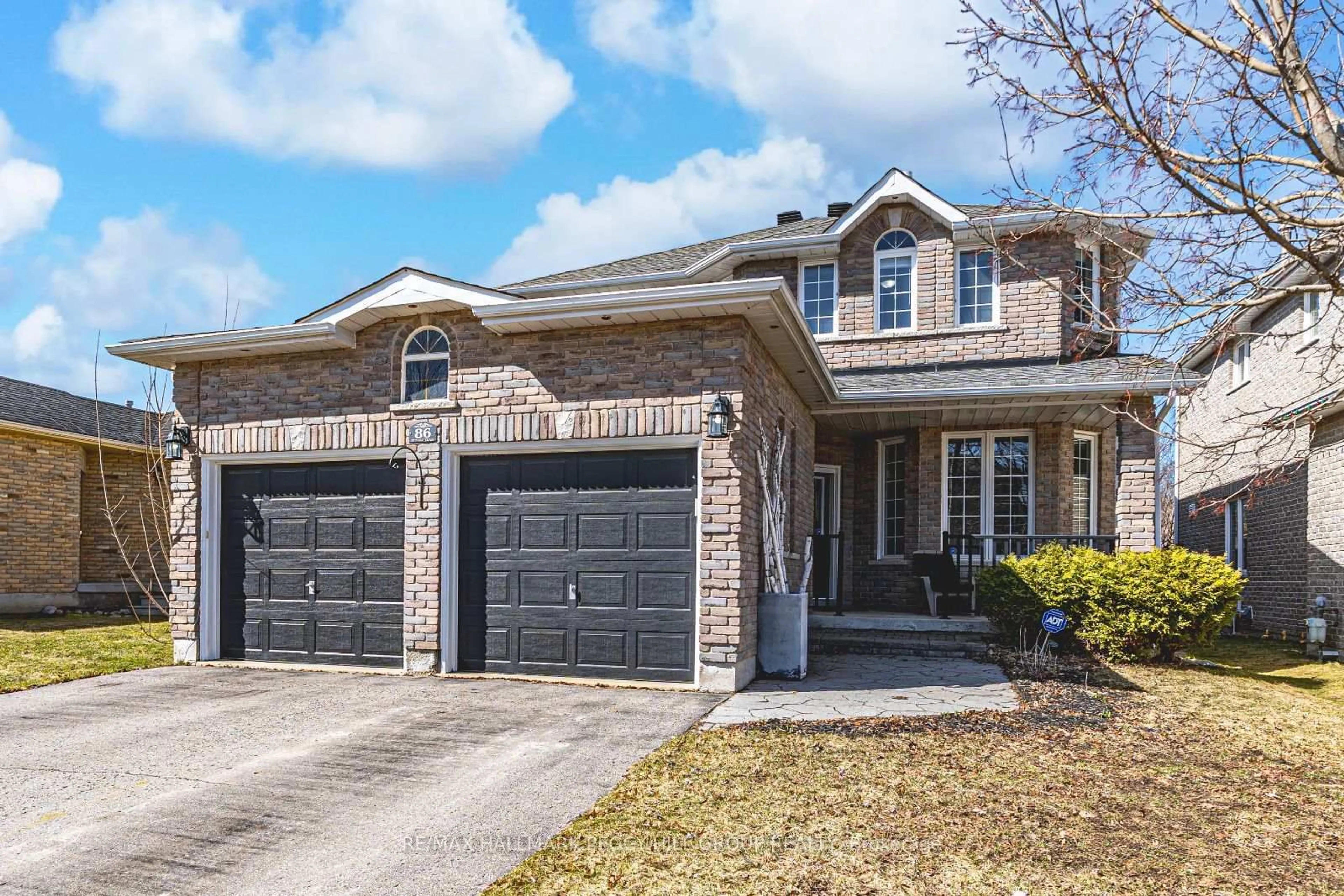 Home with brick exterior material, street for 86 Penvill Tr, Barrie Ontario L4N 5C5
