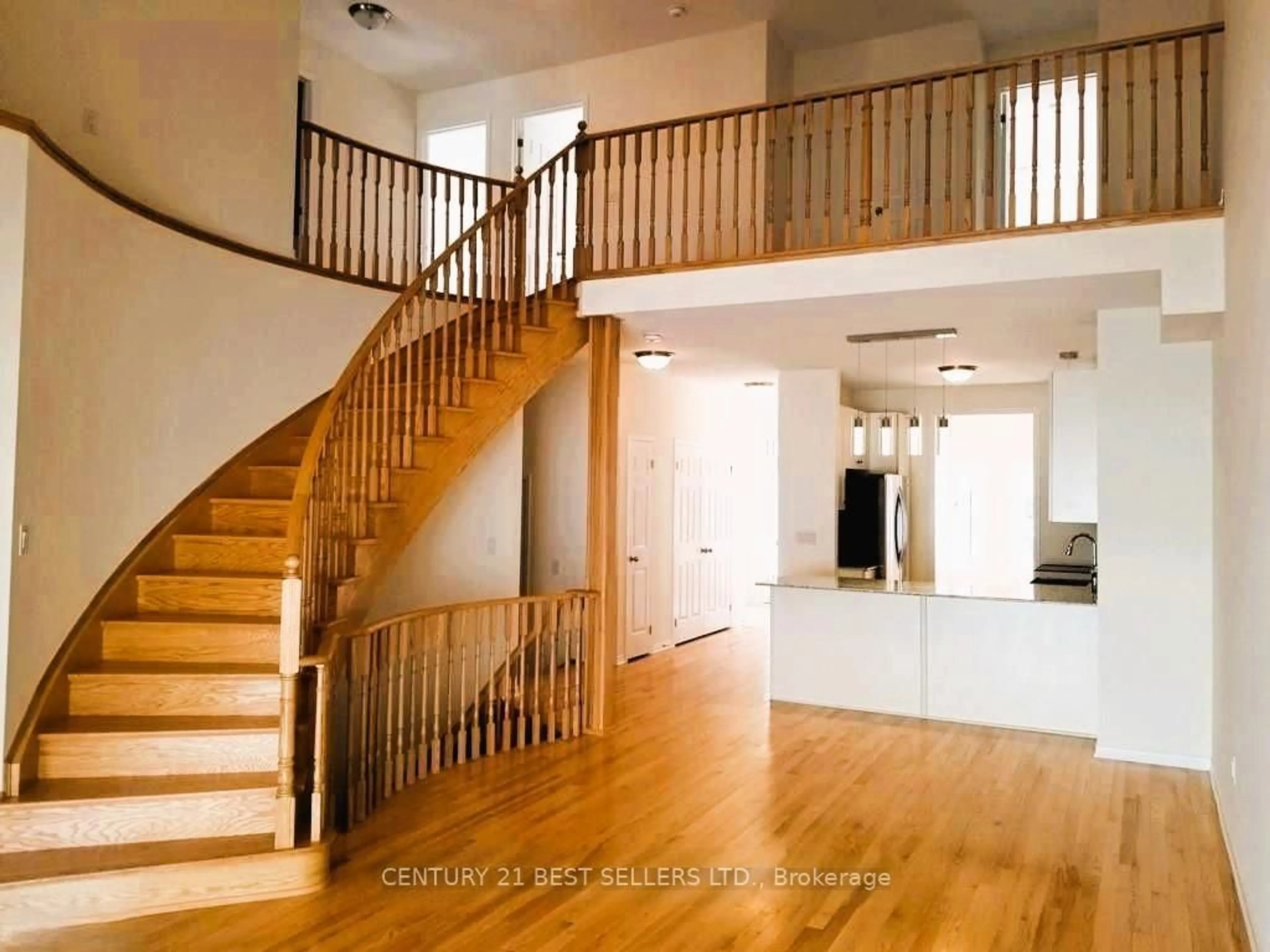 Indoor foyer for 3317 Summerhill Way, Severn Ontario L3V 0E1