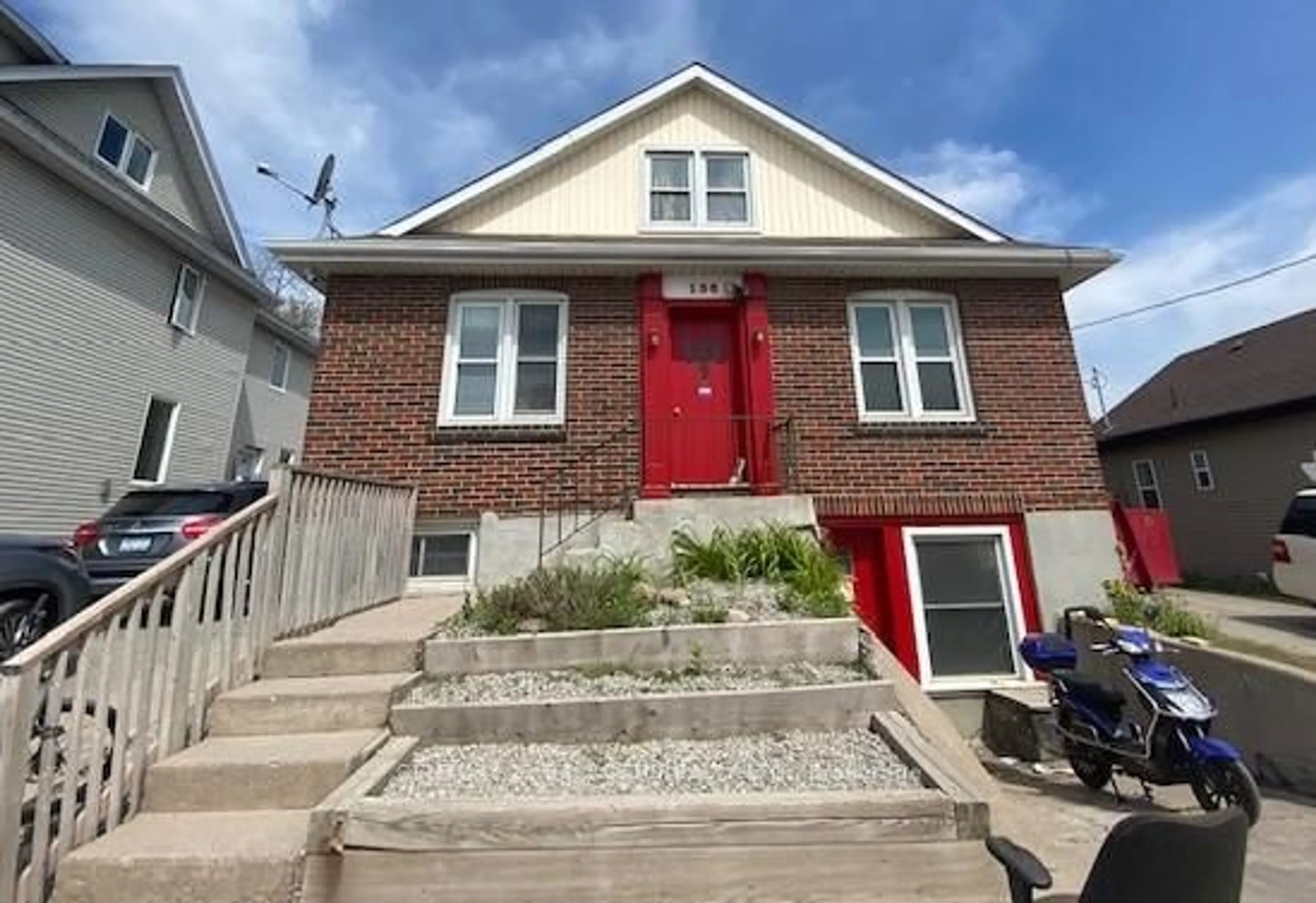 Home with brick exterior material, street for 156 Dunlop St, Barrie Ontario L4N 1B2