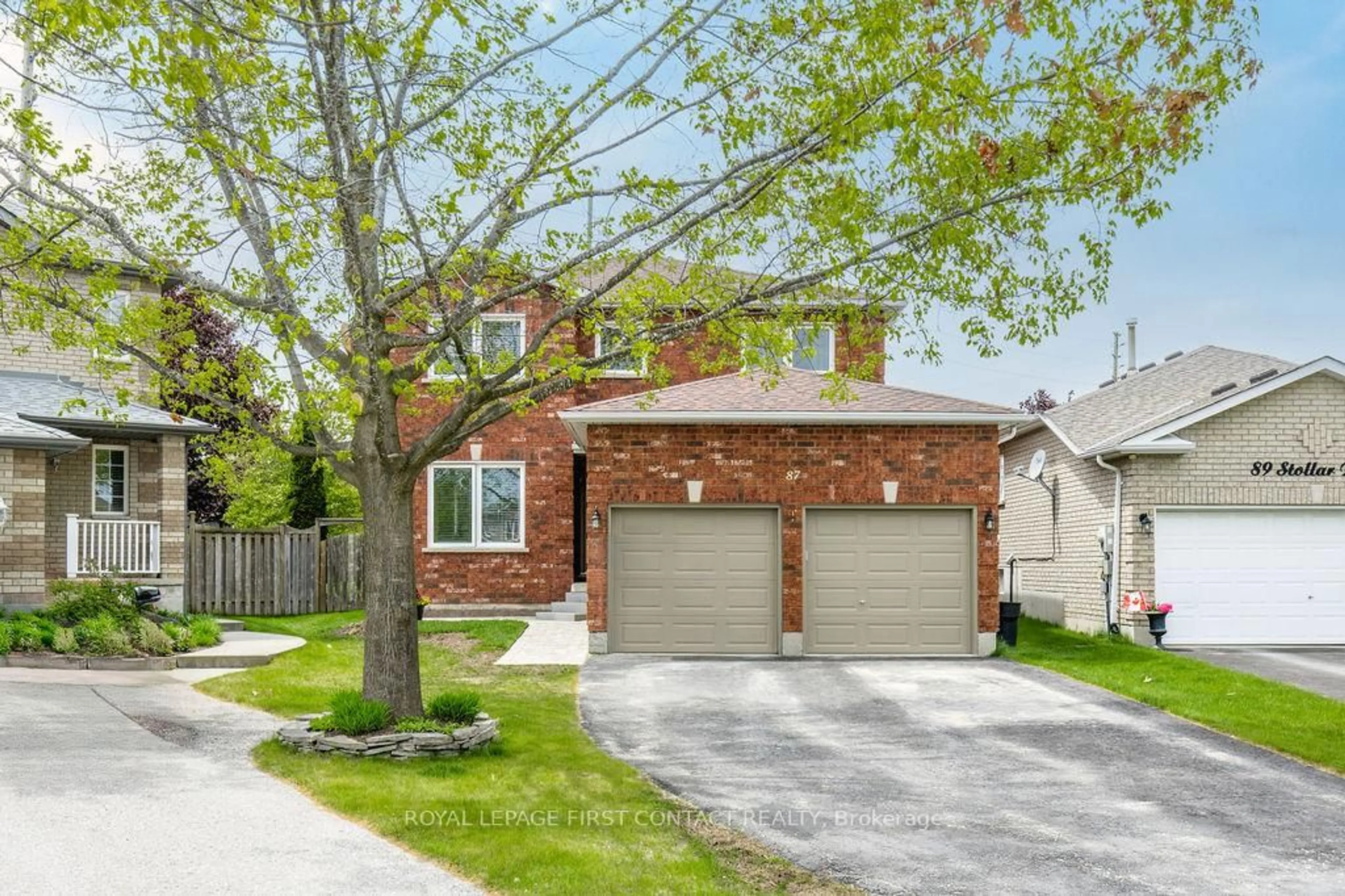 Home with brick exterior material, street for 87 Stollar Blvd, Barrie Ontario L4M 6N3