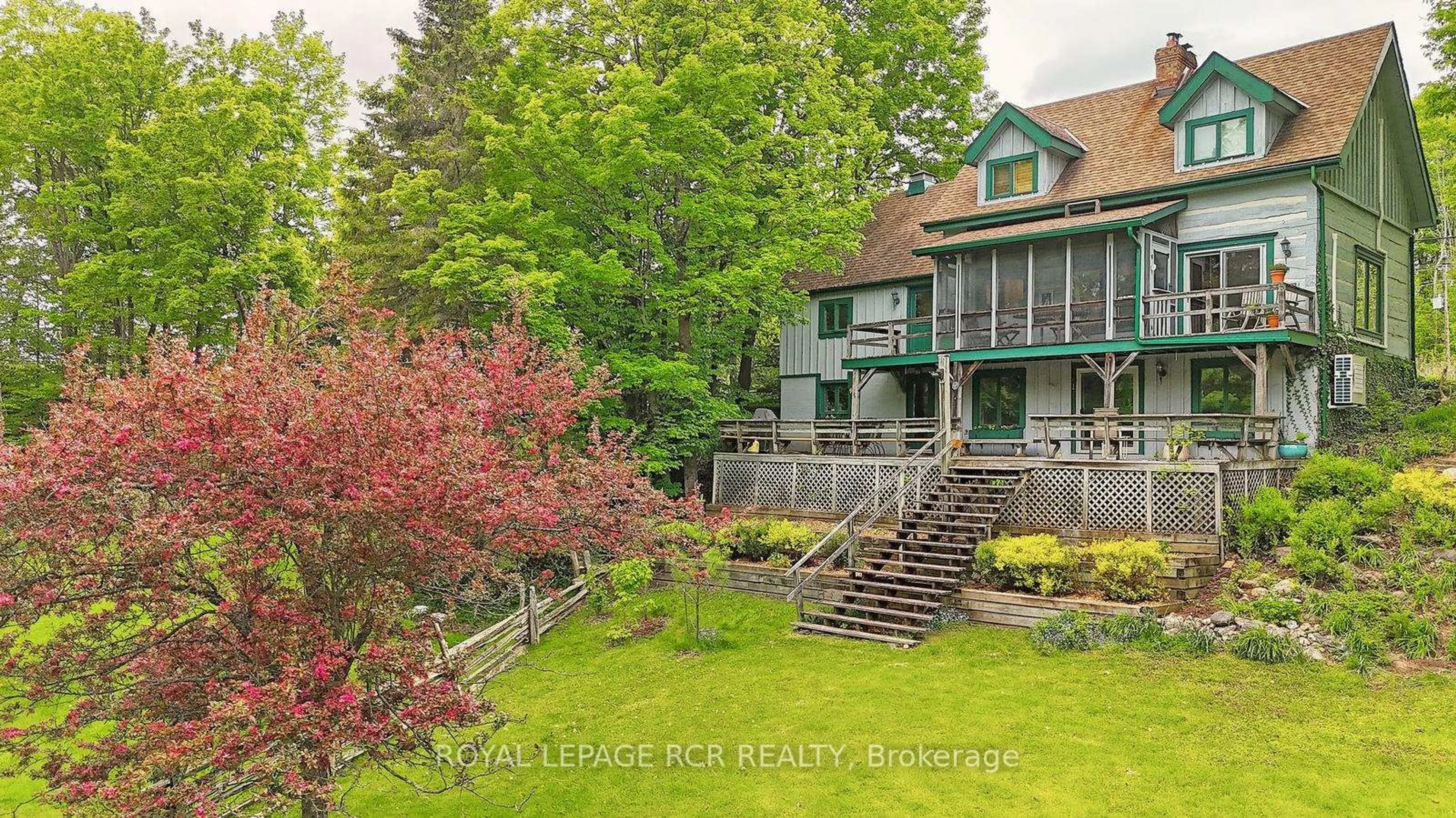 A pic from outside/outdoor area/front of a property/back of a property/a pic from drone, water/lake/river/ocean view for 8391 County 9 Rd, Clearview Ontario L0M 1G0
