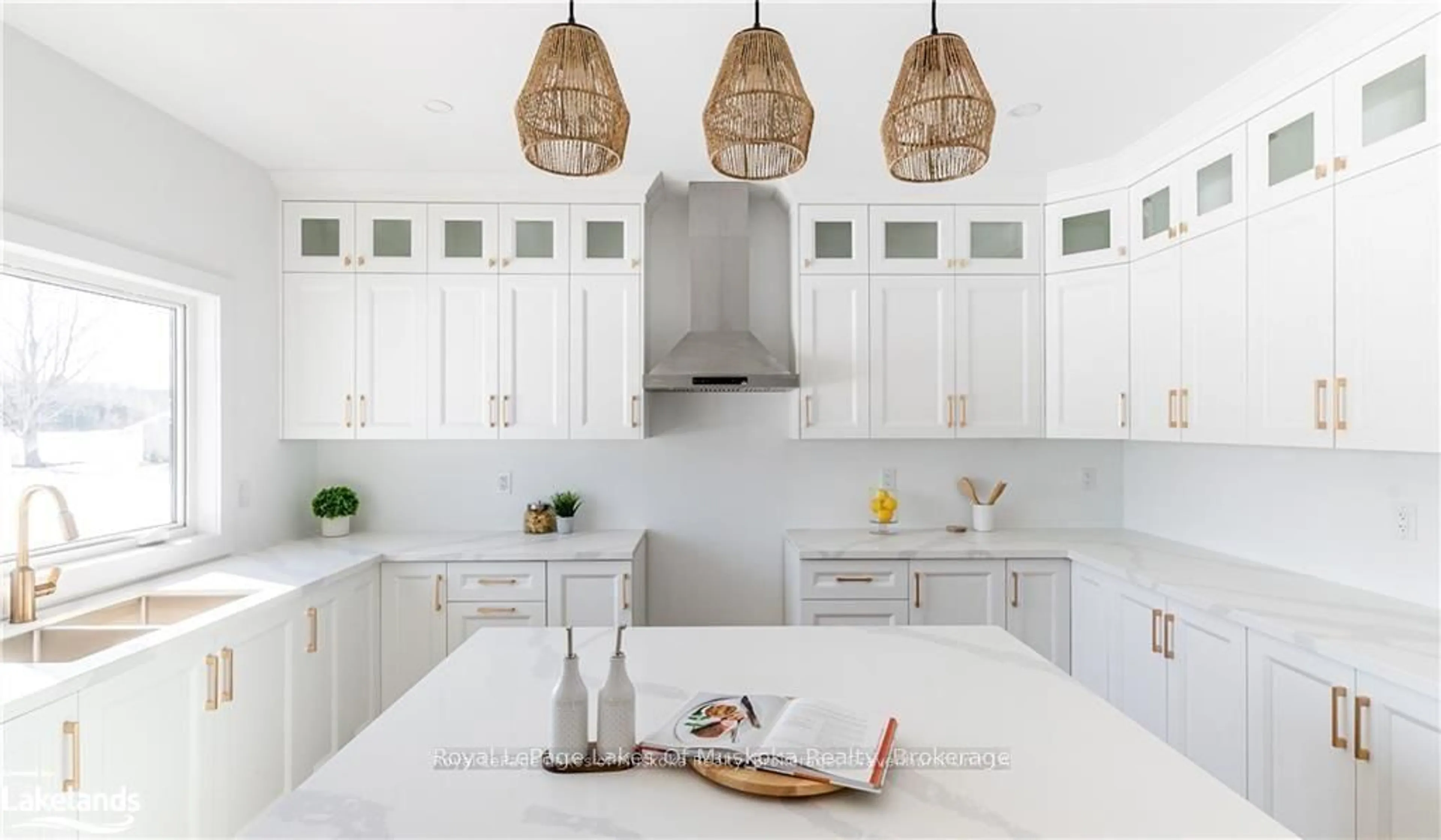 Contemporary kitchen, ceramic/tile floor for 8 Meadow Acres Rd, Oro-Medonte Ontario L0K 2G1