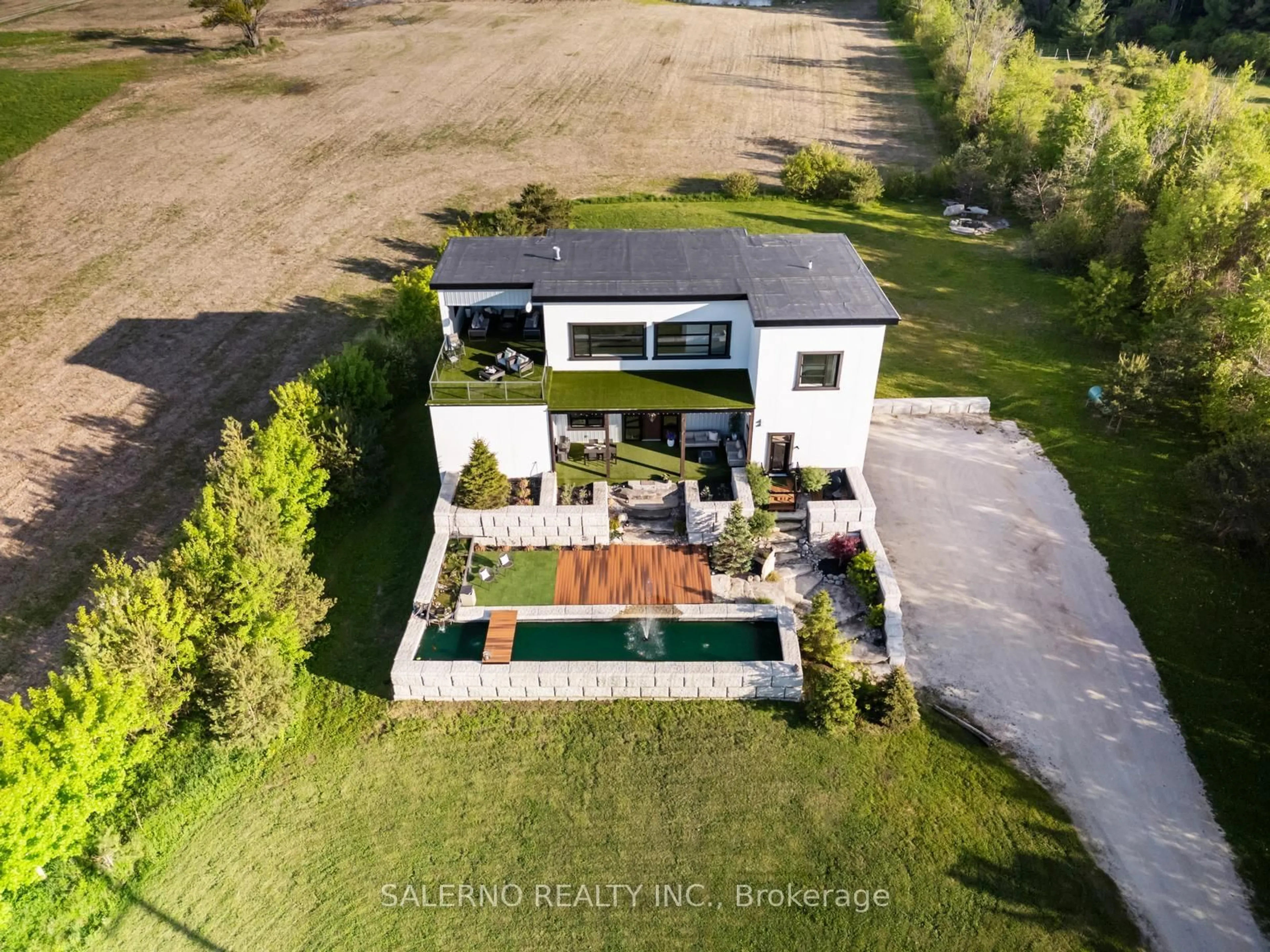 A pic from outside/outdoor area/front of a property/back of a property/a pic from drone, unknown for 6903 36/37 Nottawasaga Sdrd, Clearview Ontario L0M 1P0