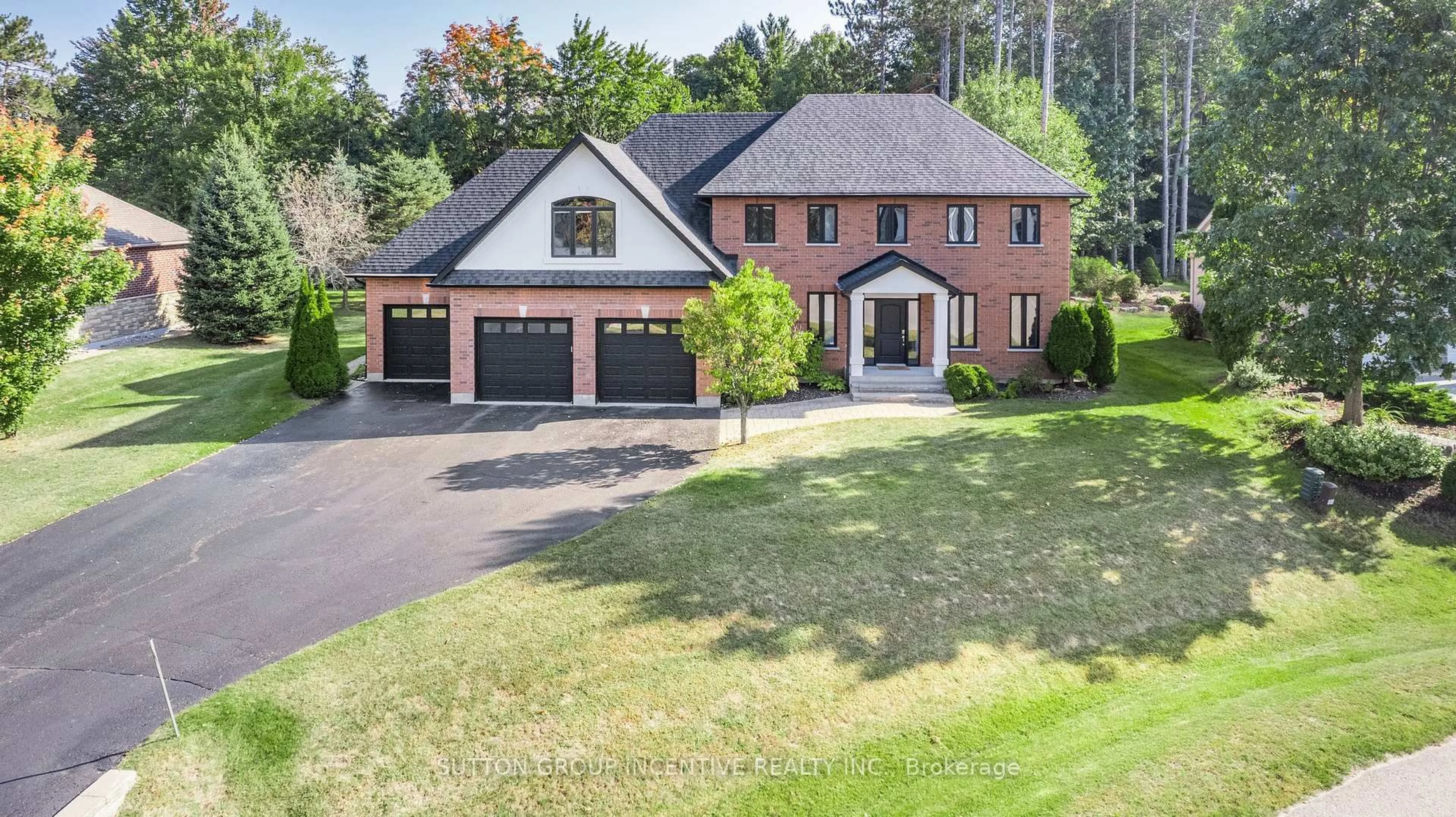 A pic from outside/outdoor area/front of a property/back of a property/a pic from drone, street for 38 Lilac Lane, Springwater Ontario L9X 0N4