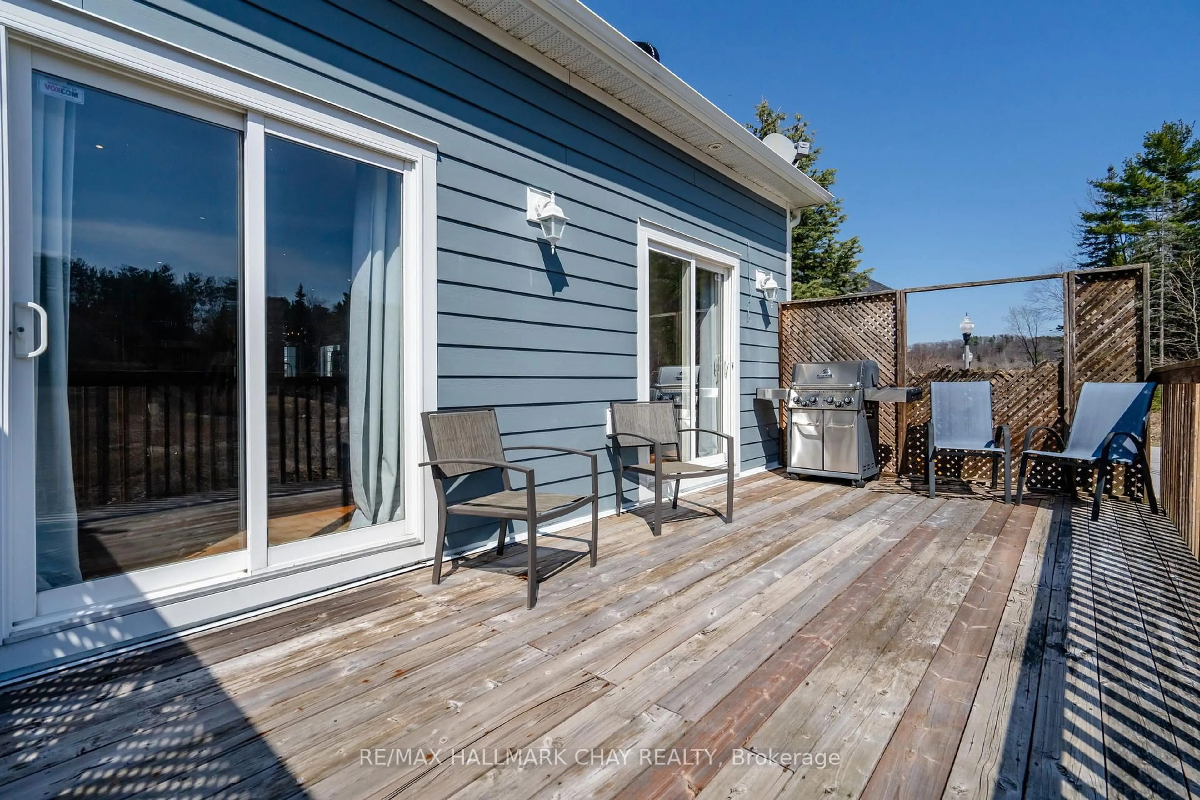 Patio, water/lake/river/ocean view for 57 High Vista Dr, Oro-Medonte Ontario L4M 4Y8