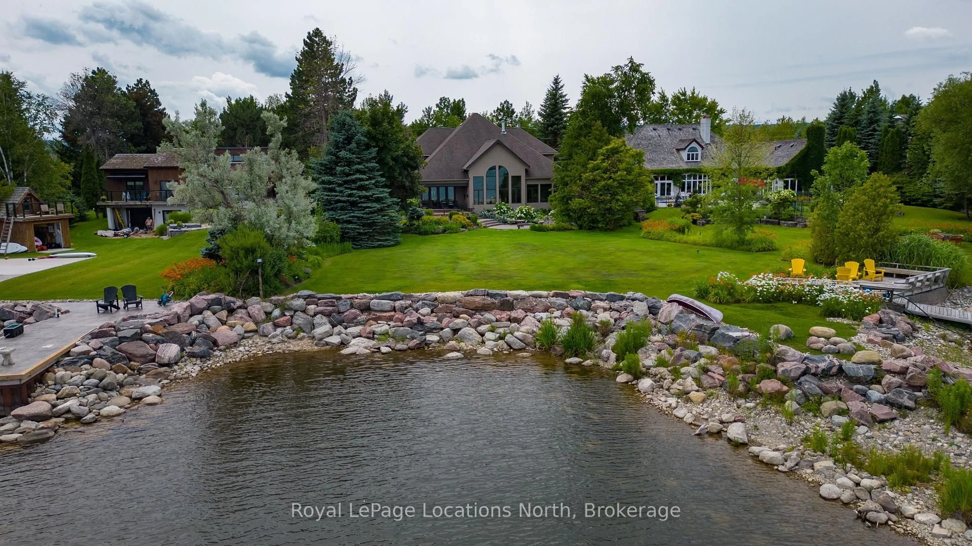 A pic from outside/outdoor area/front of a property/back of a property/a pic from drone, water/lake/river/ocean view for 144 Princeton Shores Blvd, Collingwood Ontario L9Y 5E1