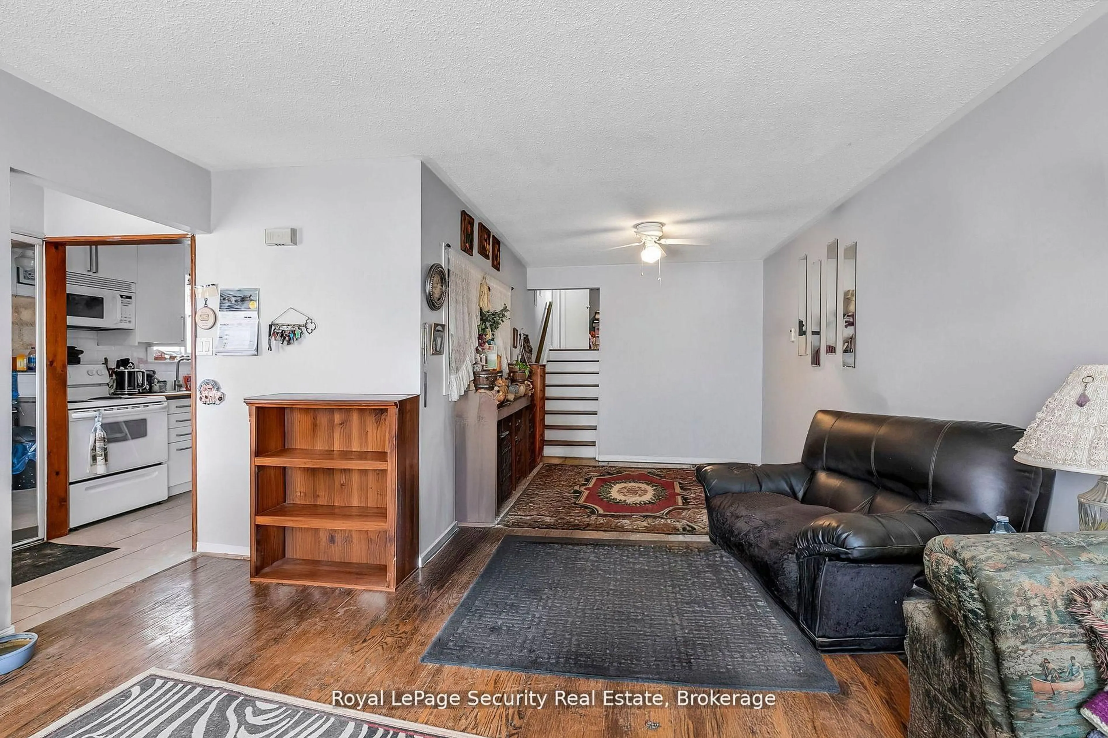 Living room with furniture, unknown for 22 Burbank Pl, Barrie Ontario L4M 2S8