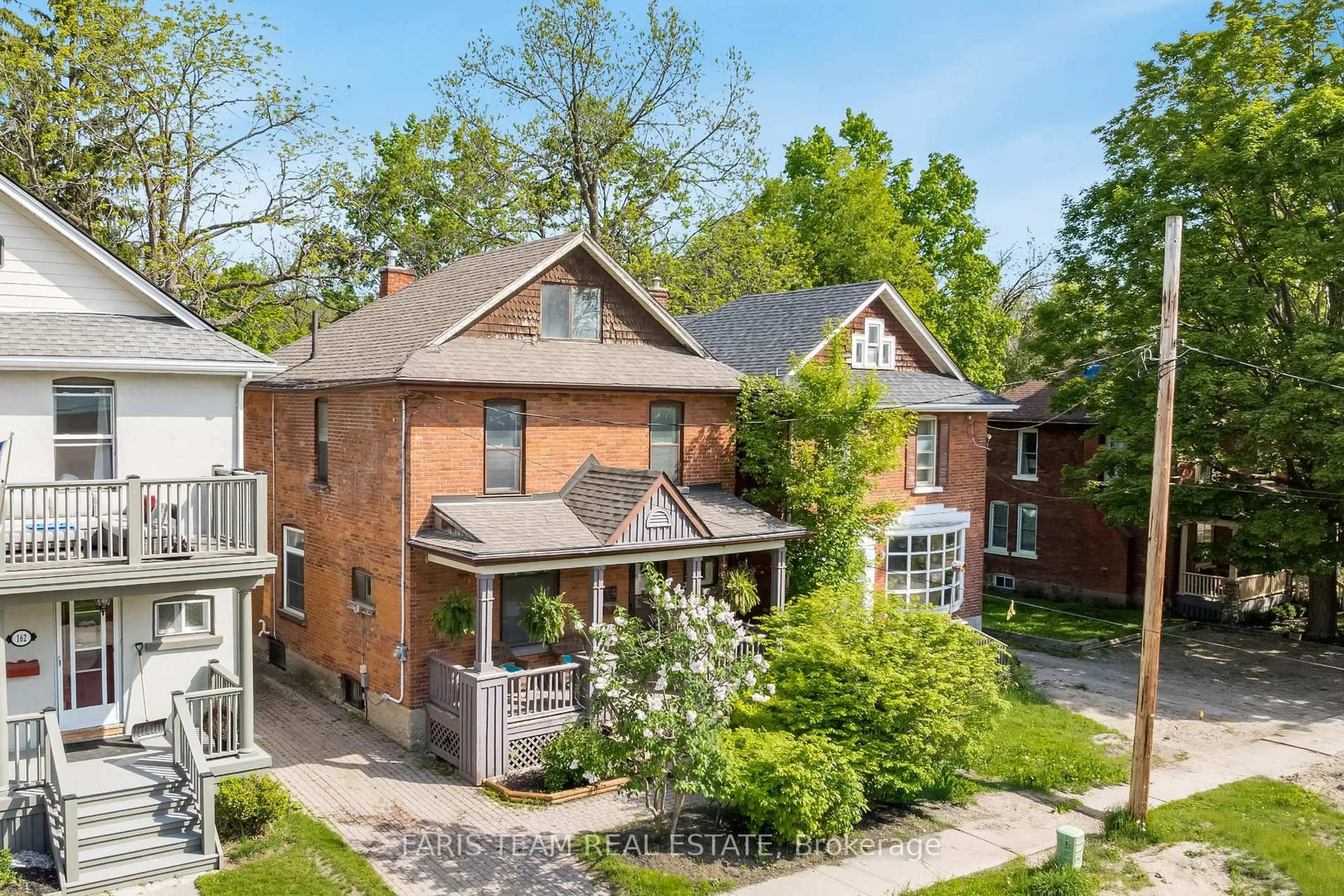 Home with brick exterior material, street for 164 Jarvis St, Orillia Ontario L3V 2A7