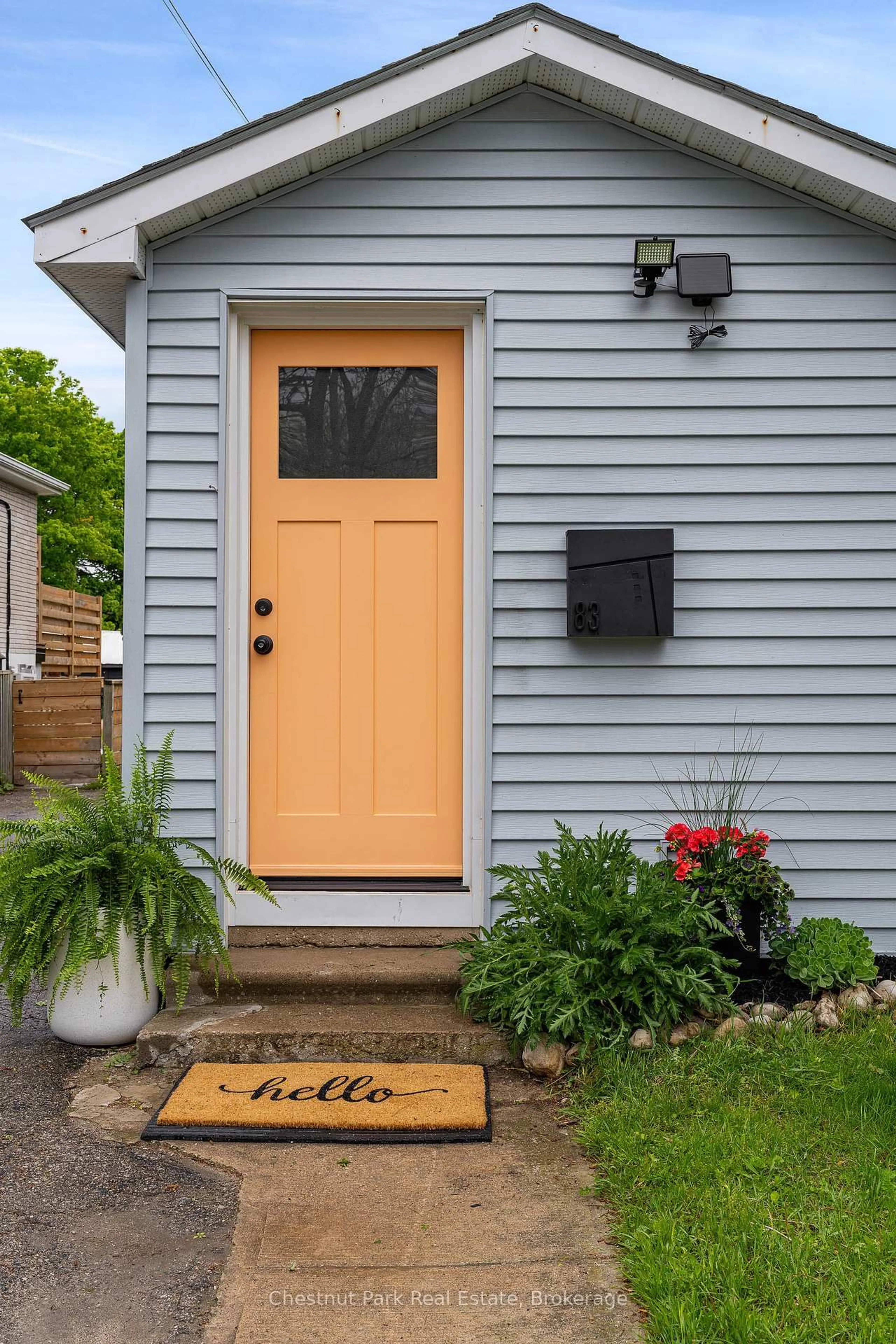 Home with vinyl exterior material, street for 83 Ninth St, Collingwood Ontario L9Y 2G3
