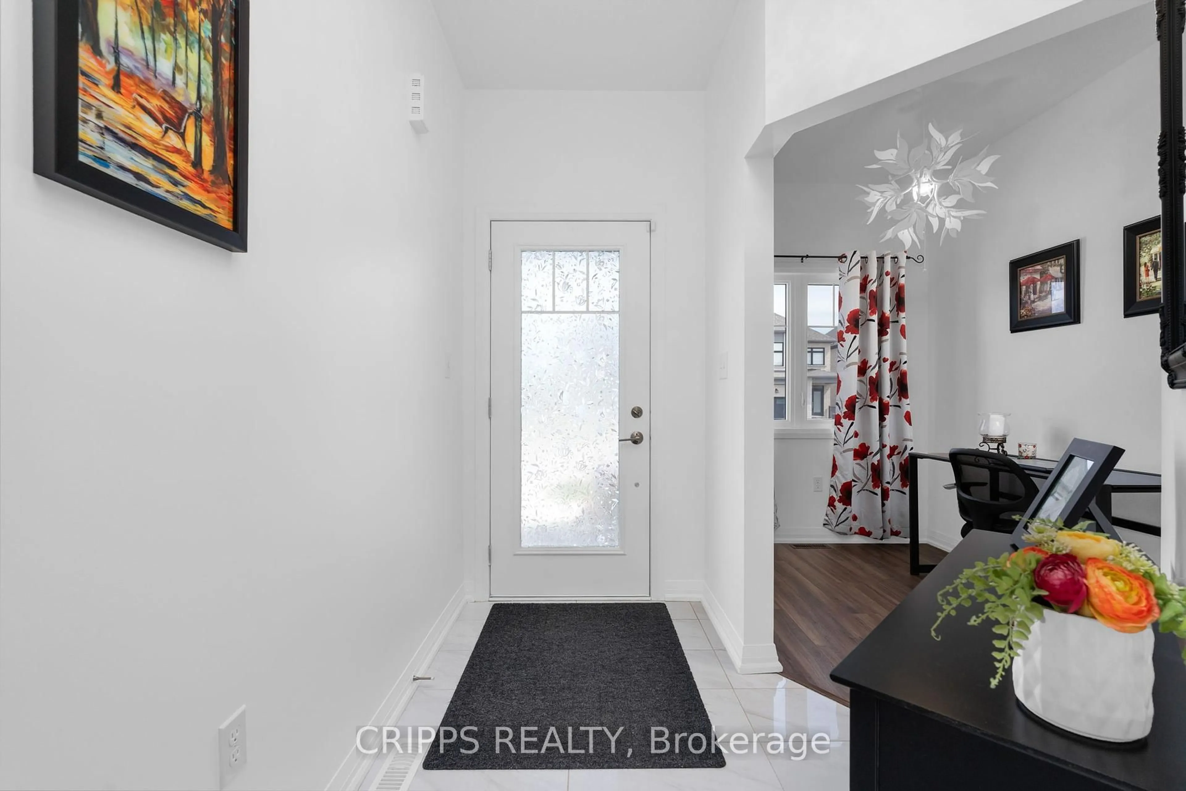 Indoor entryway for 60 MABERN St, Barrie Ontario L9J 0J2