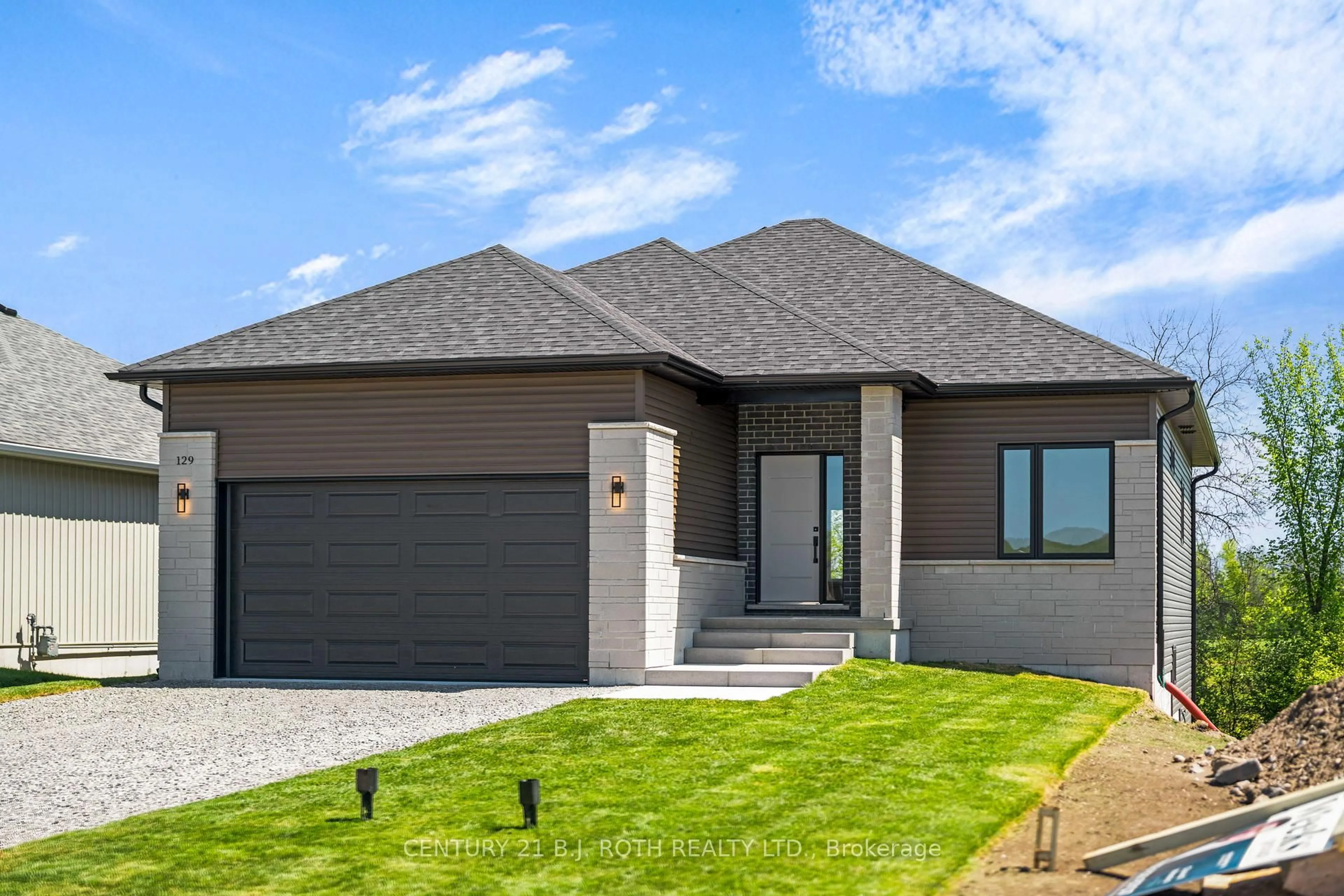 Home with brick exterior material, street for 129 Brandon Ave, Severn Ontario L0K 1E0