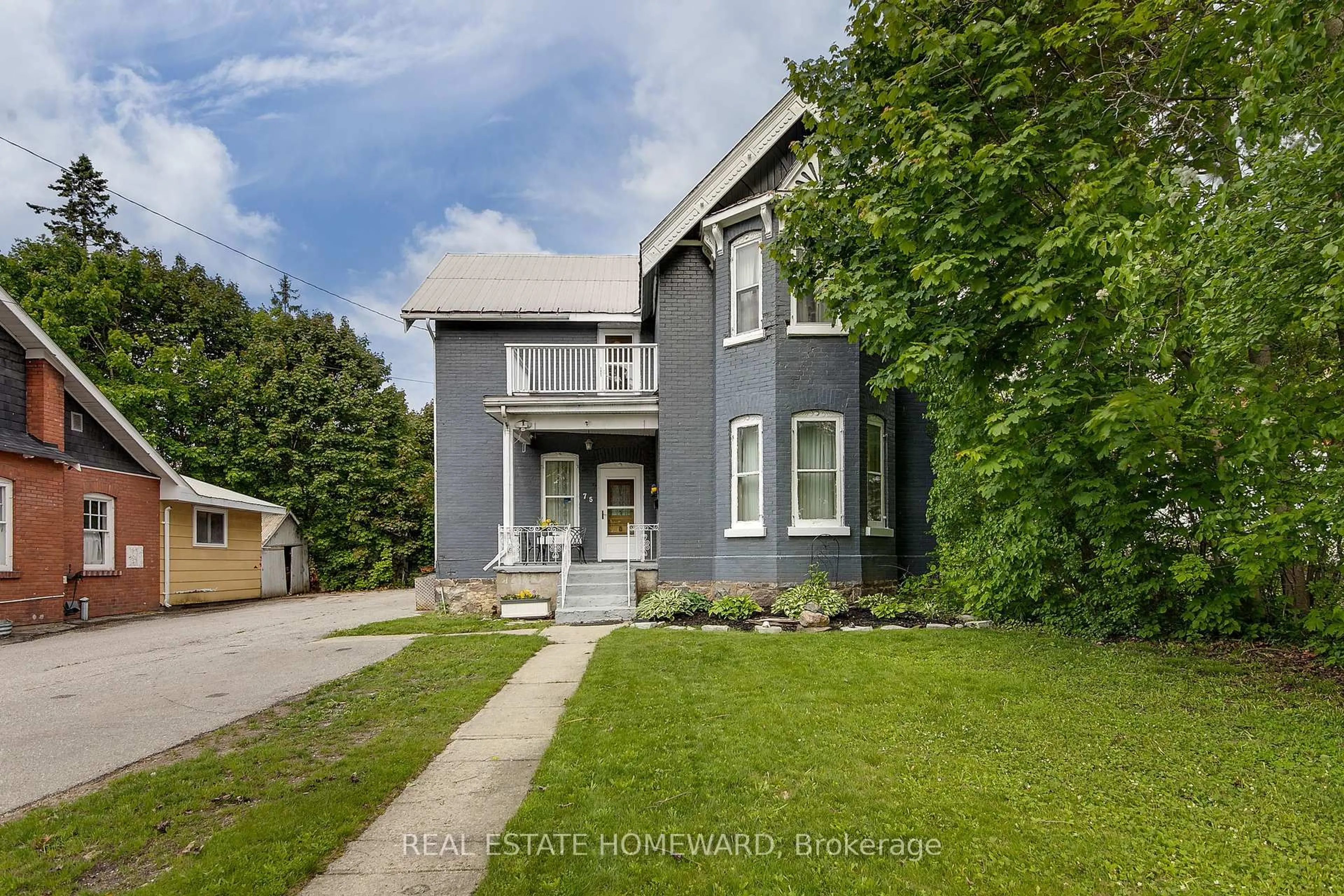 Unknown for 75 Patrick St, Orillia Ontario L3V 5L3