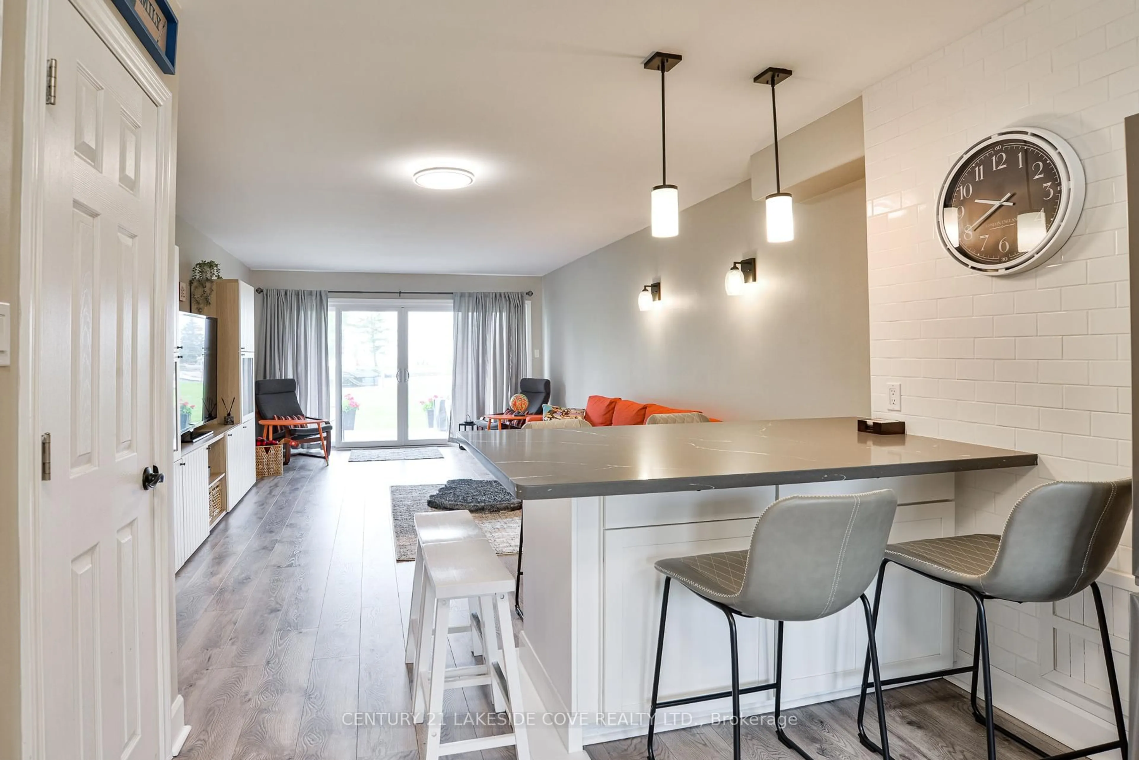 Open concept kitchen, unknown for 1 Paradise Blvd #Unit 14, Ramara Ontario L0K 1B0