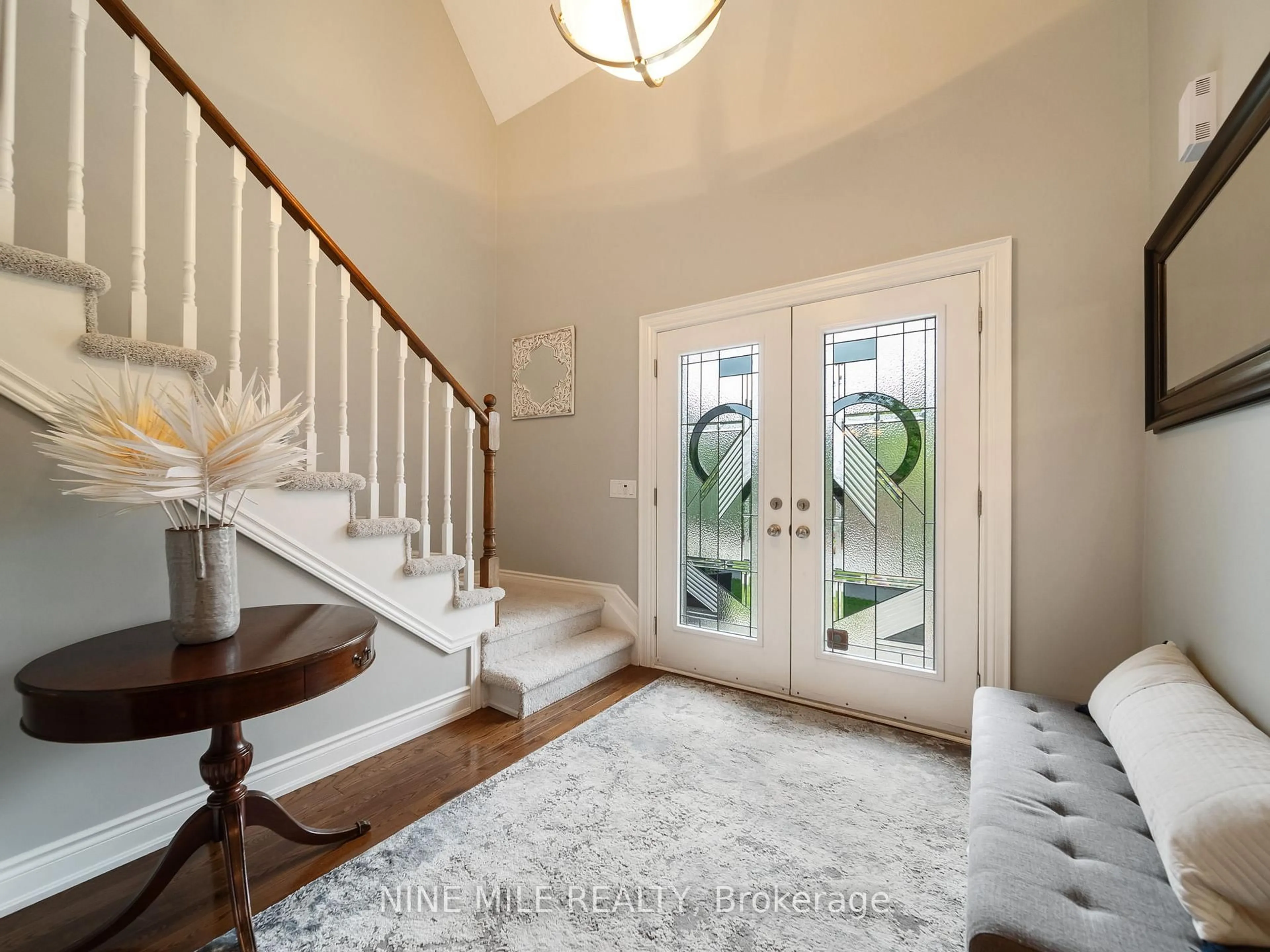Indoor entryway for 5 Invermara Crt #8, Orillia Ontario L3V 8B4