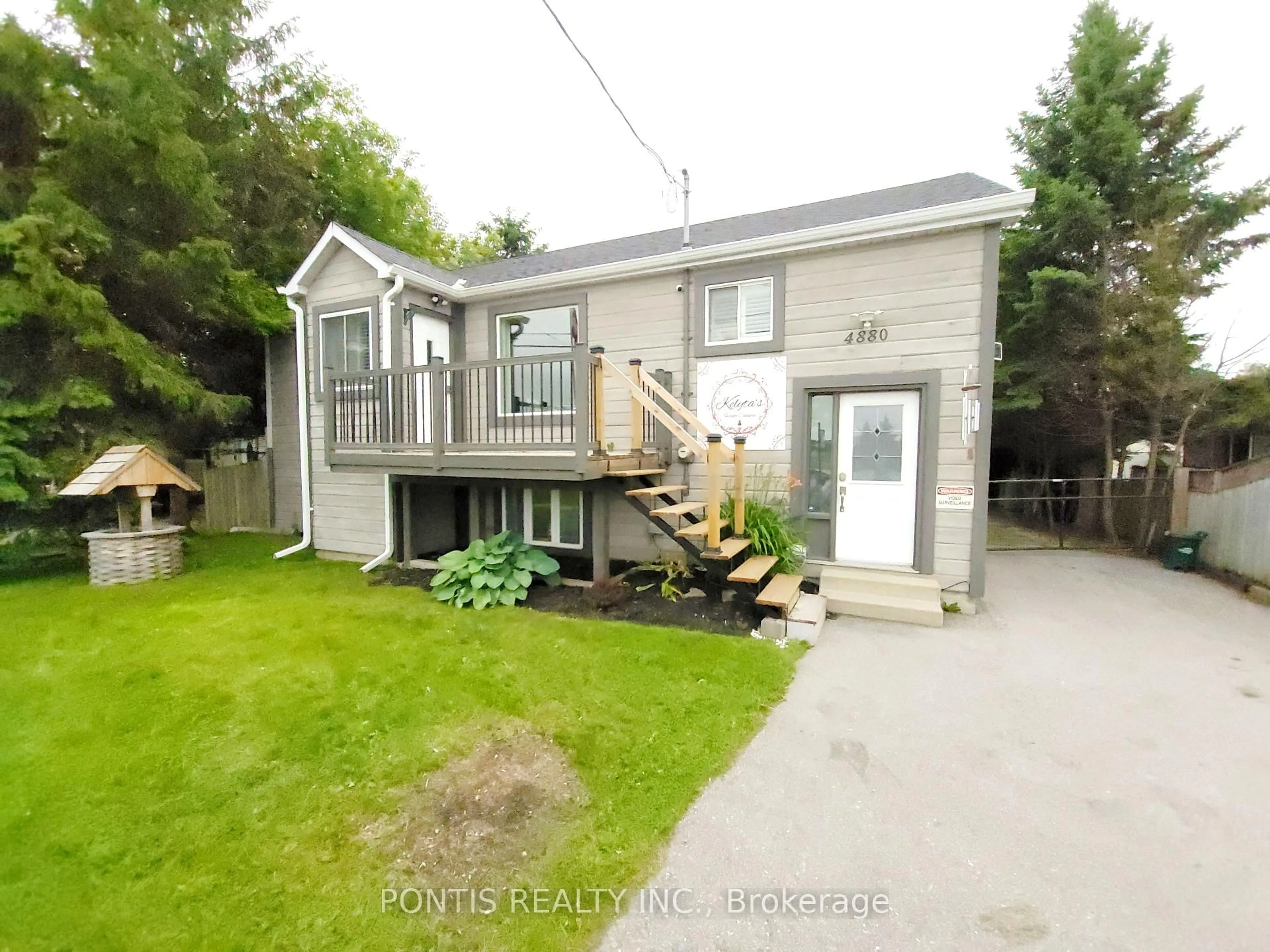 A pic from outside/outdoor area/front of a property/back of a property/a pic from drone, street for 4880 COUNTY 90 Rd, Springwater Ontario L4M 4S4