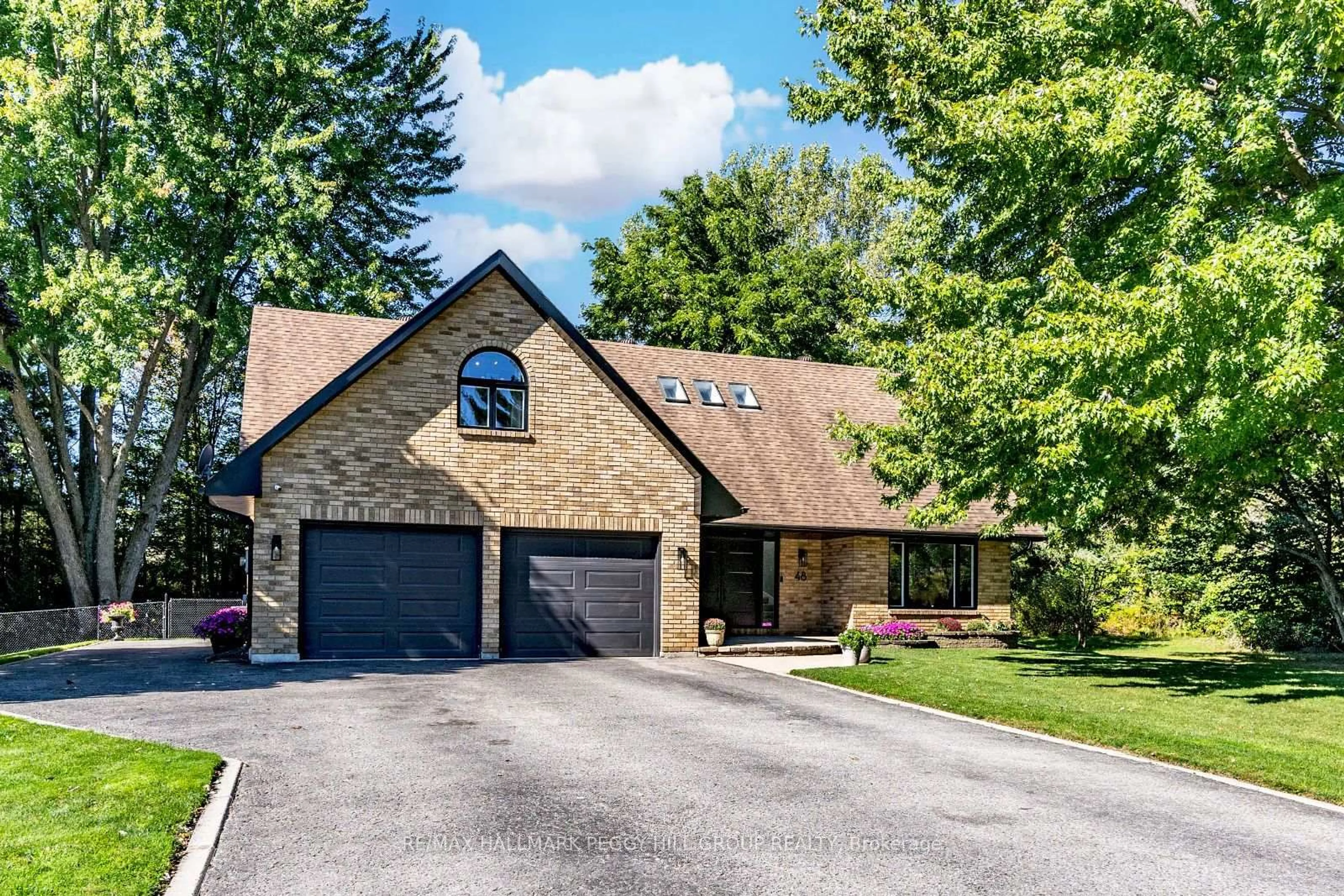 Home with brick exterior material, street for 48 Lawrence Ave, Springwater Ontario L9X 0C6