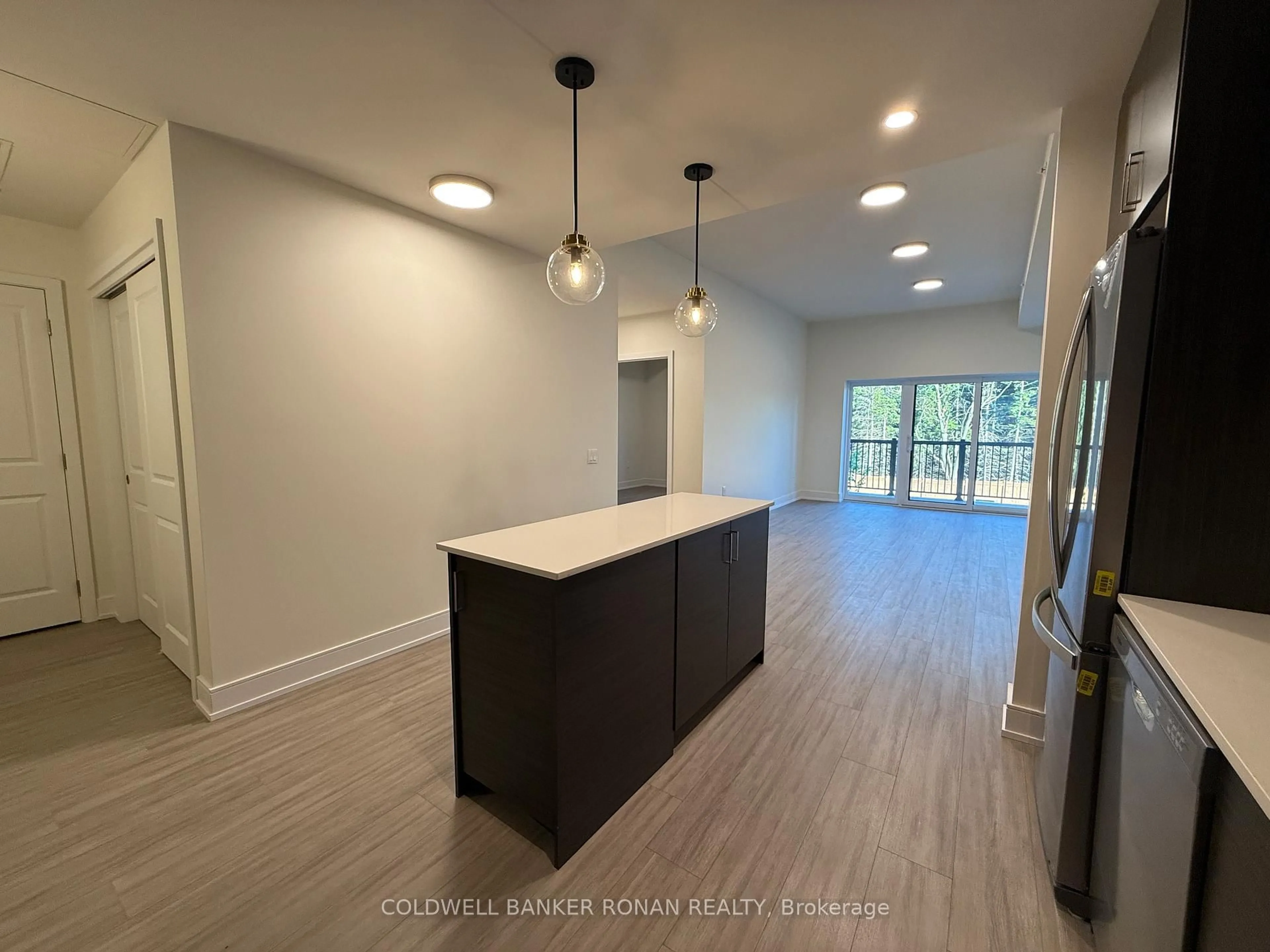 Open concept kitchen, unknown for 121 Mary St #209, Clearview Ontario L0M 1G0