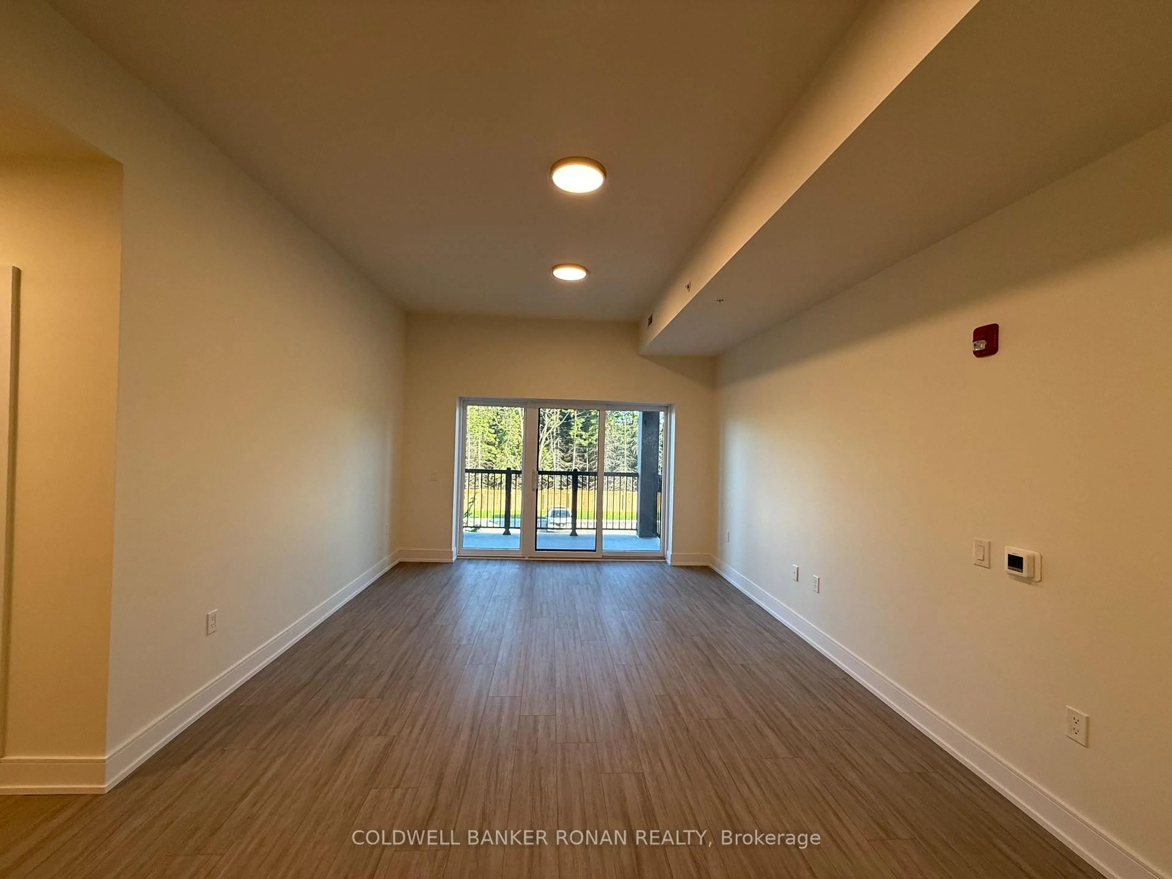 A pic of a room for 121 Mary St #209, Clearview Ontario L0M 1G0