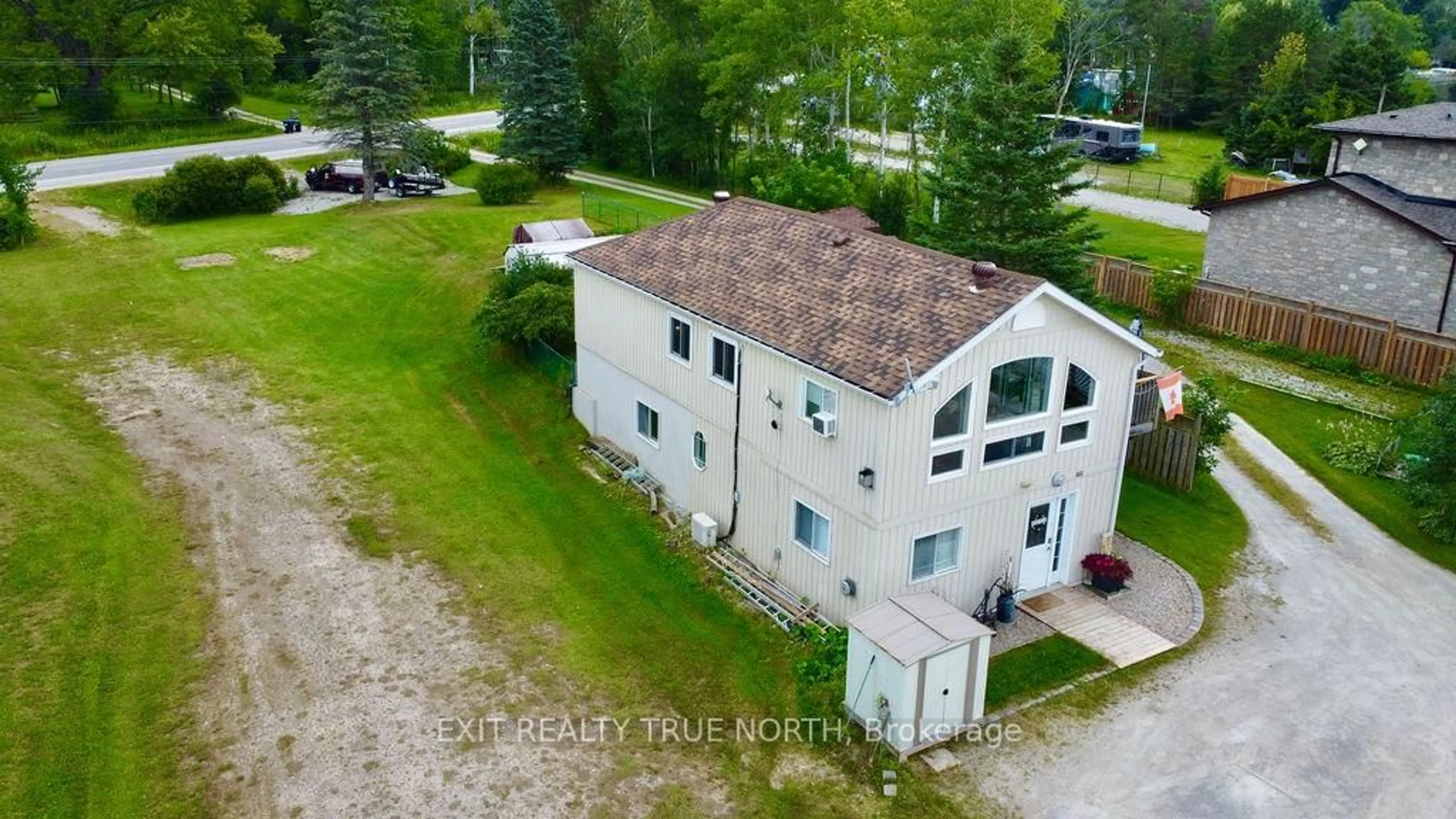 A pic from outside/outdoor area/front of a property/back of a property/a pic from drone, building for 5632 Penetanguishene Rd, Springwater Ontario L0L 1P0