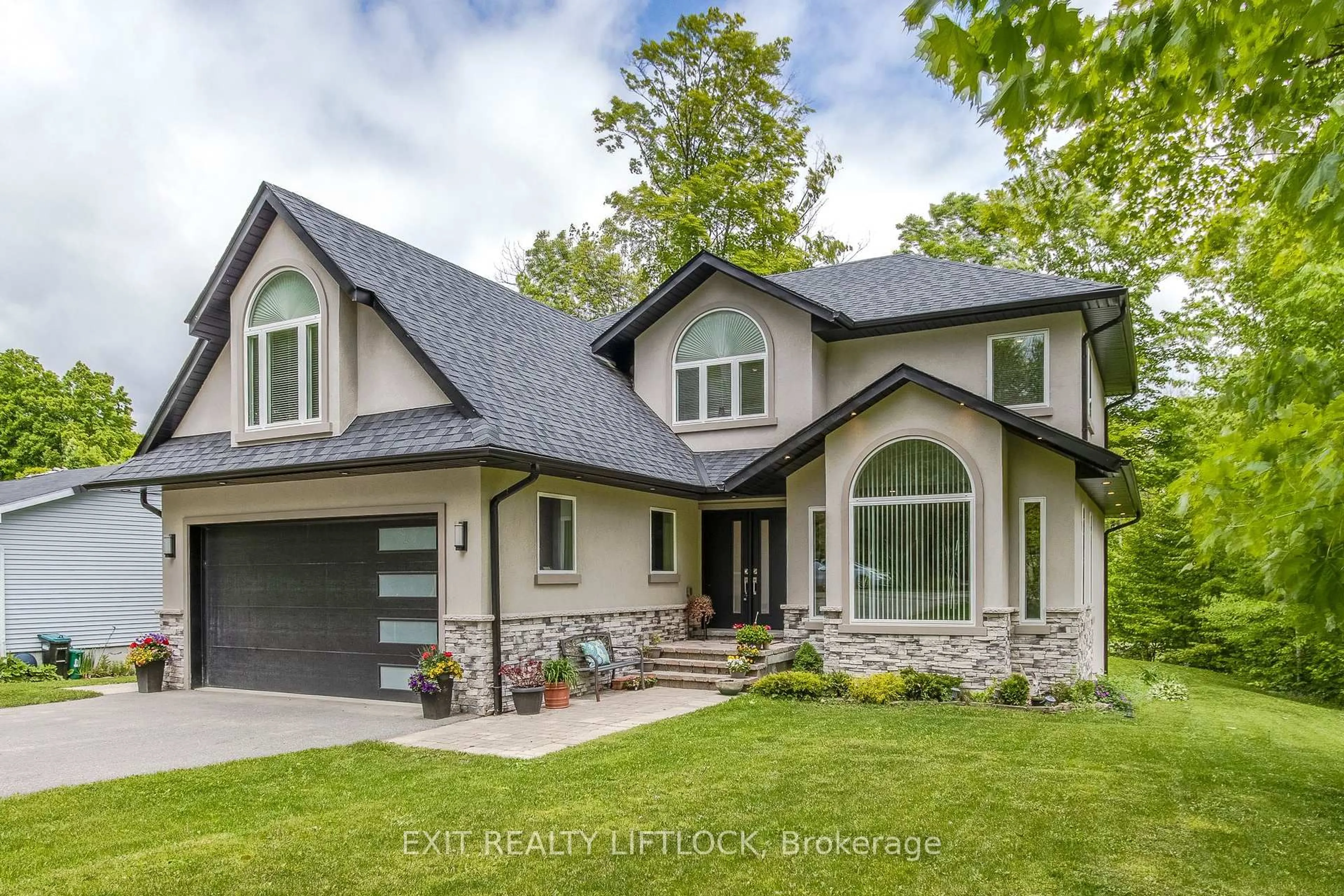 Home with brick exterior material, street for 77 Polish Ave, Penetanguishene Ontario L9M 1W8