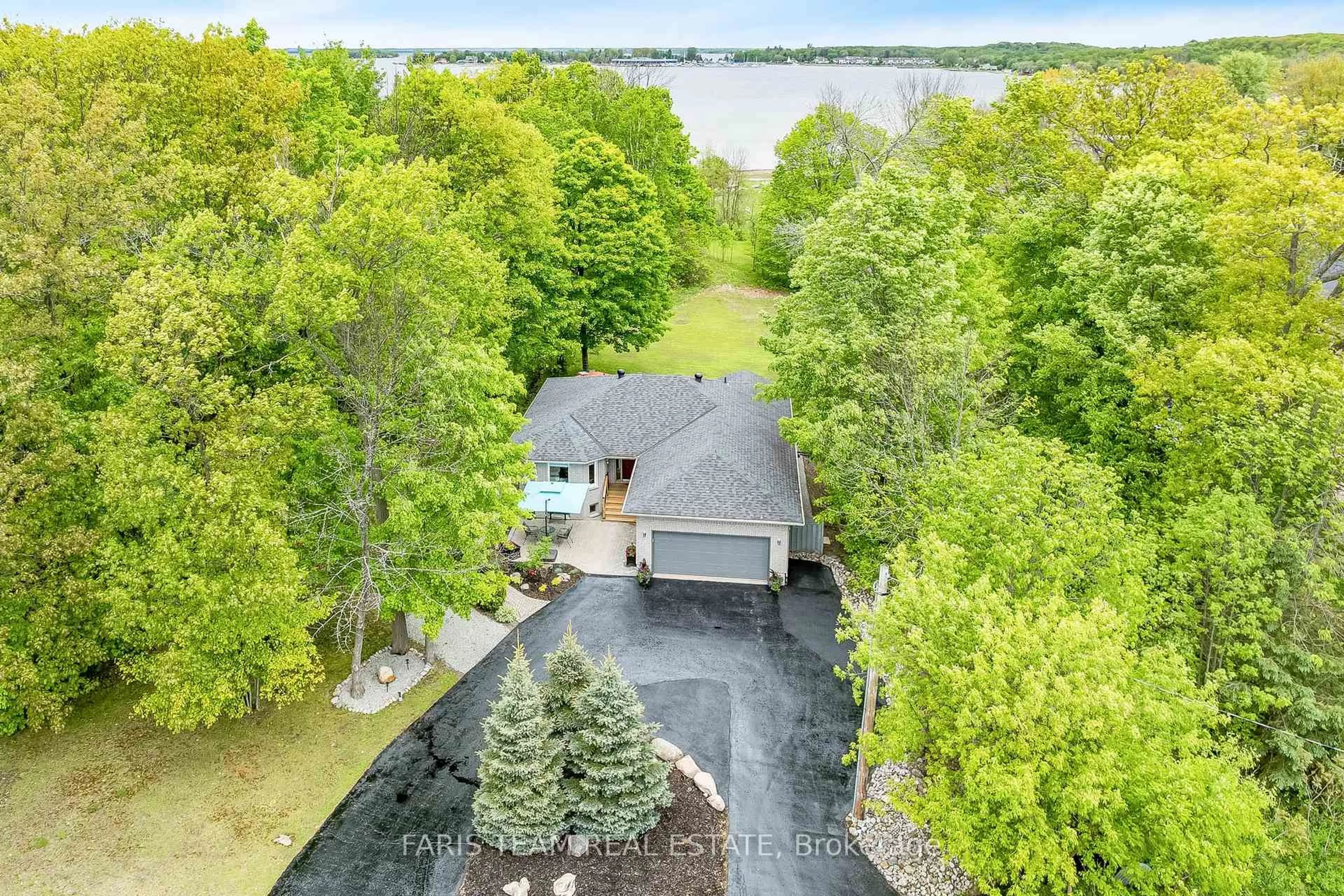 A pic from outside/outdoor area/front of a property/back of a property/a pic from drone, water/lake/river/ocean view for 30 Bourgeois Beach Rd, Tay Ontario L0K 2A0