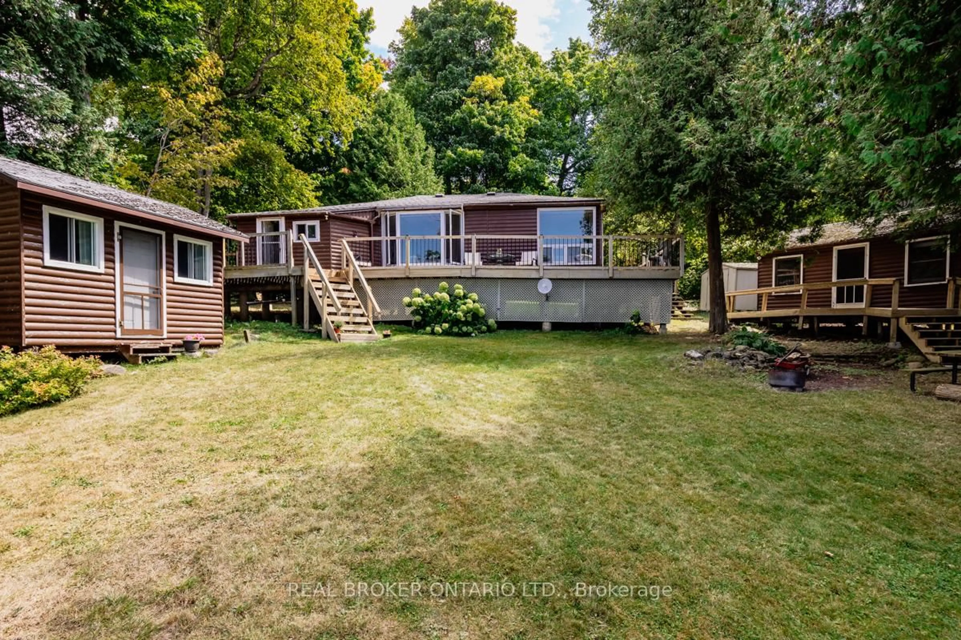 A pic from outside/outdoor area/front of a property/back of a property/a pic from drone, water/lake/river/ocean view for 70 Ivy Lane, Orillia Ontario L3V 6H1